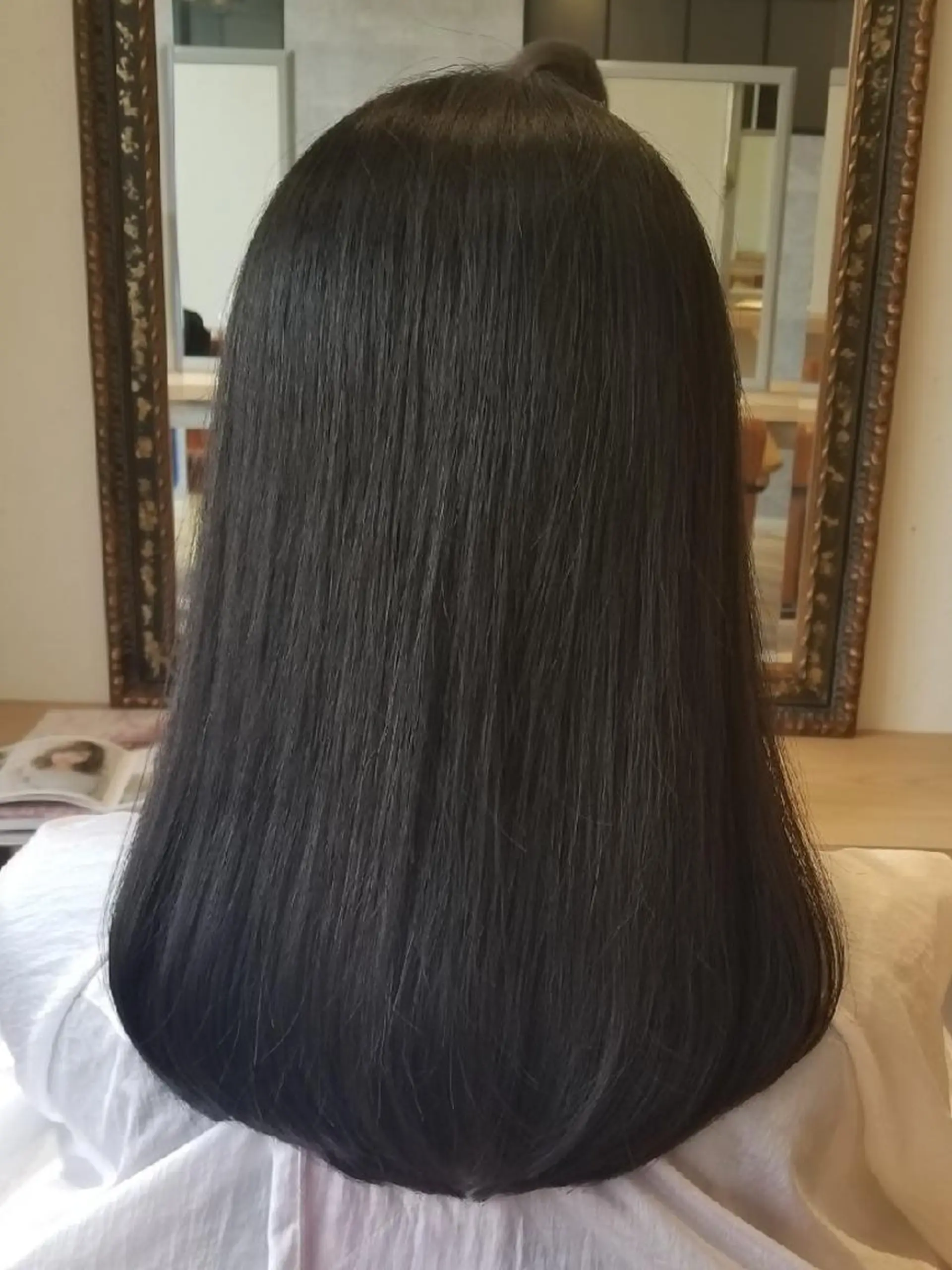 ミディアム ばんの かすみのヘアスタイル