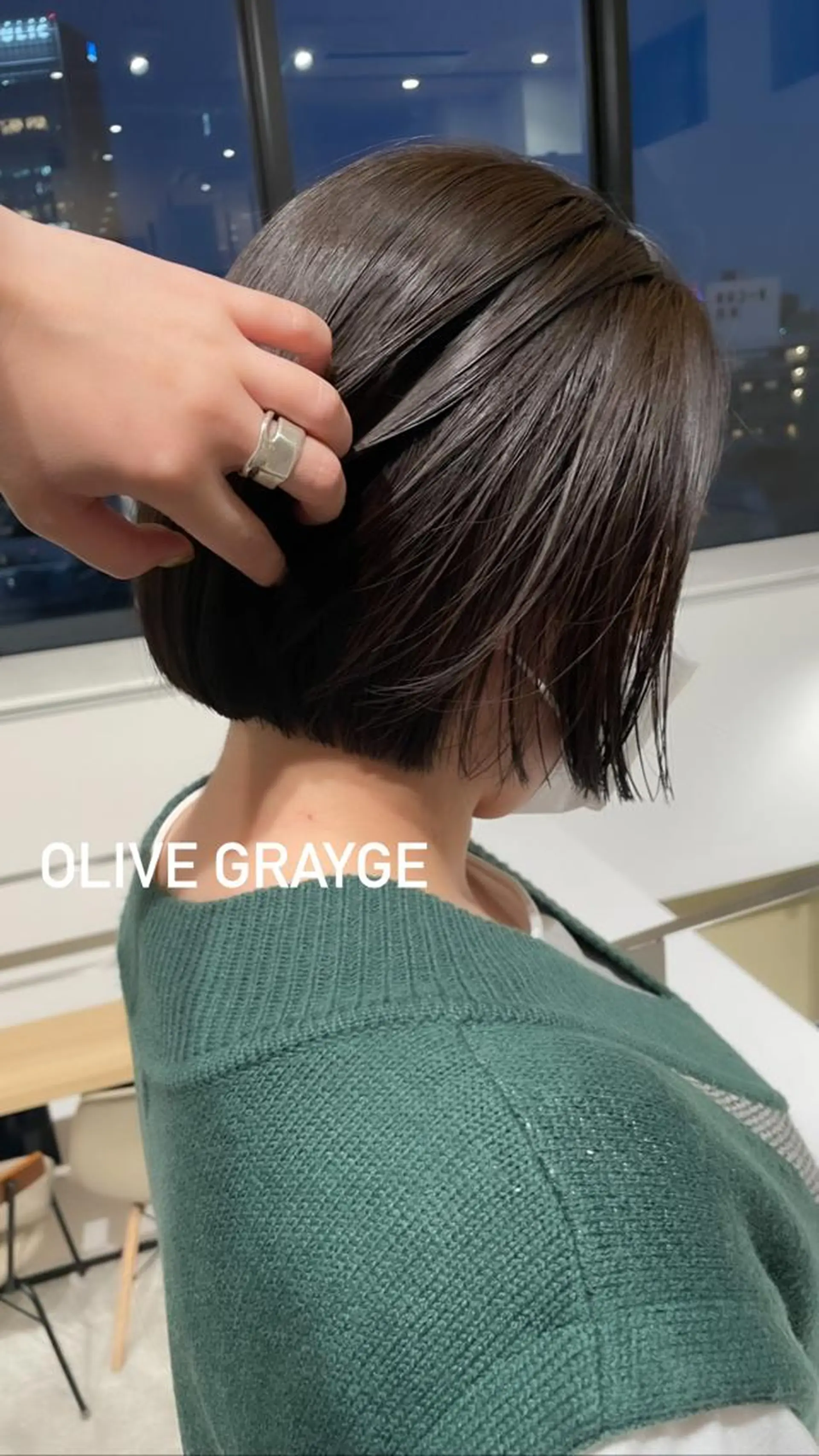 ショート カラー ヘアアレンジ アイブロウ ミニボブ/ブリーチ 🌈MISATOのヘアスタイル