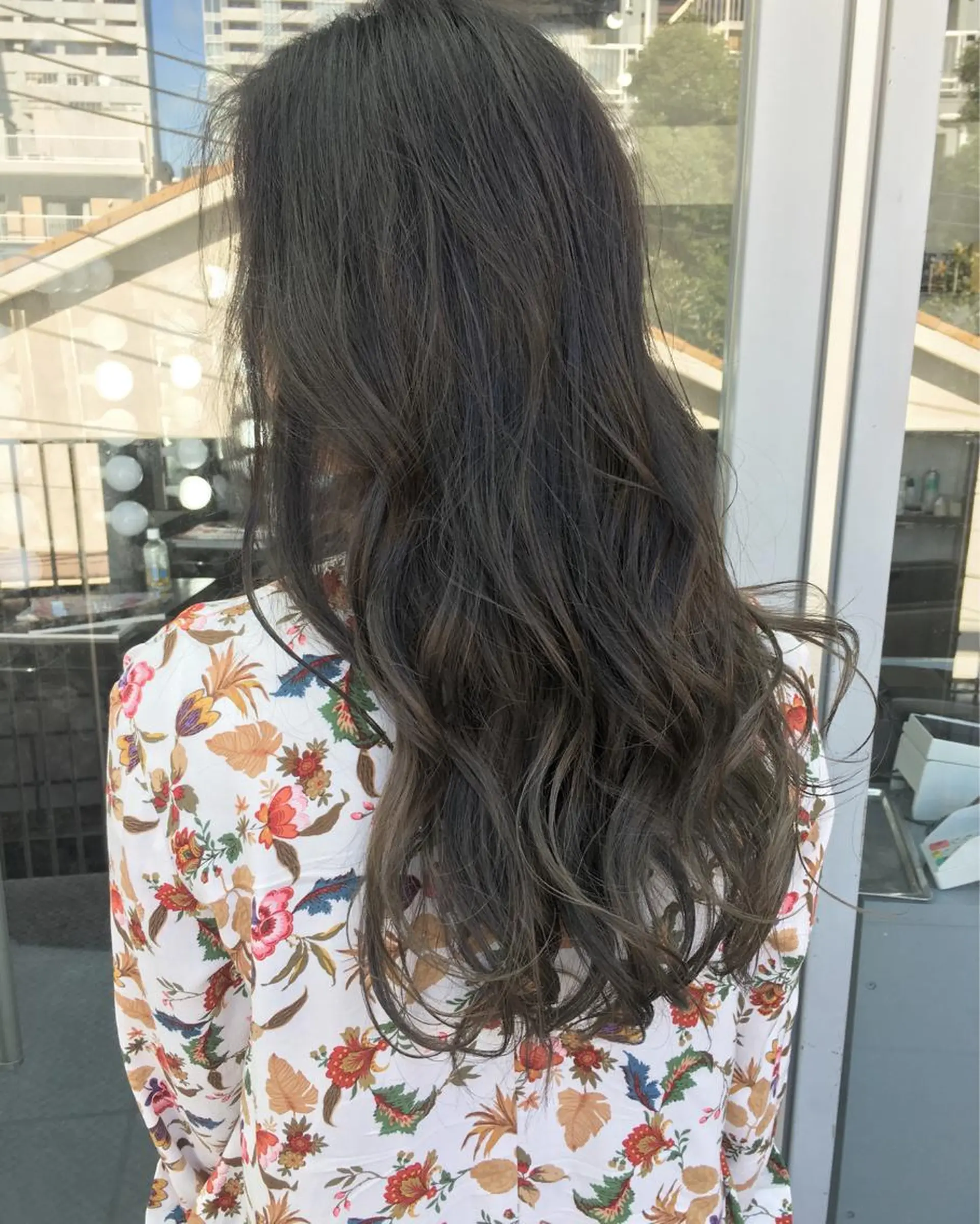 ロング カラー グレージュ レイヤーカット BLend 渋谷のヘアスタイル