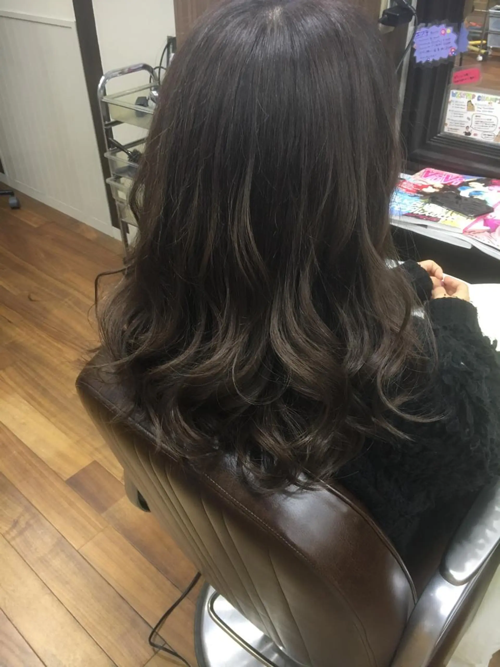 ショート ミディアム セミロング ロング カラー アッシュ ブリーチ ブリーチなしカラー ピンクカラー 東條 克義のヘアスタイル