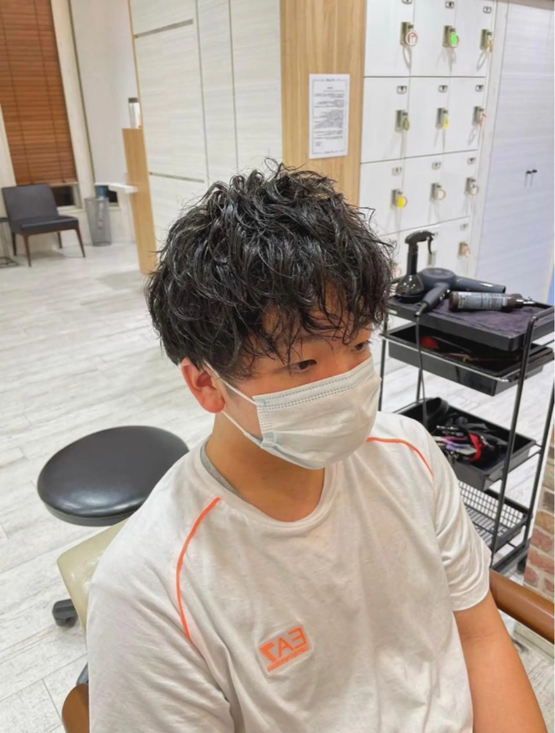 ショート パーマ メンズ メンズパーマ スパイラルパーマ 中嶋 紘夢のヘアスタイル
