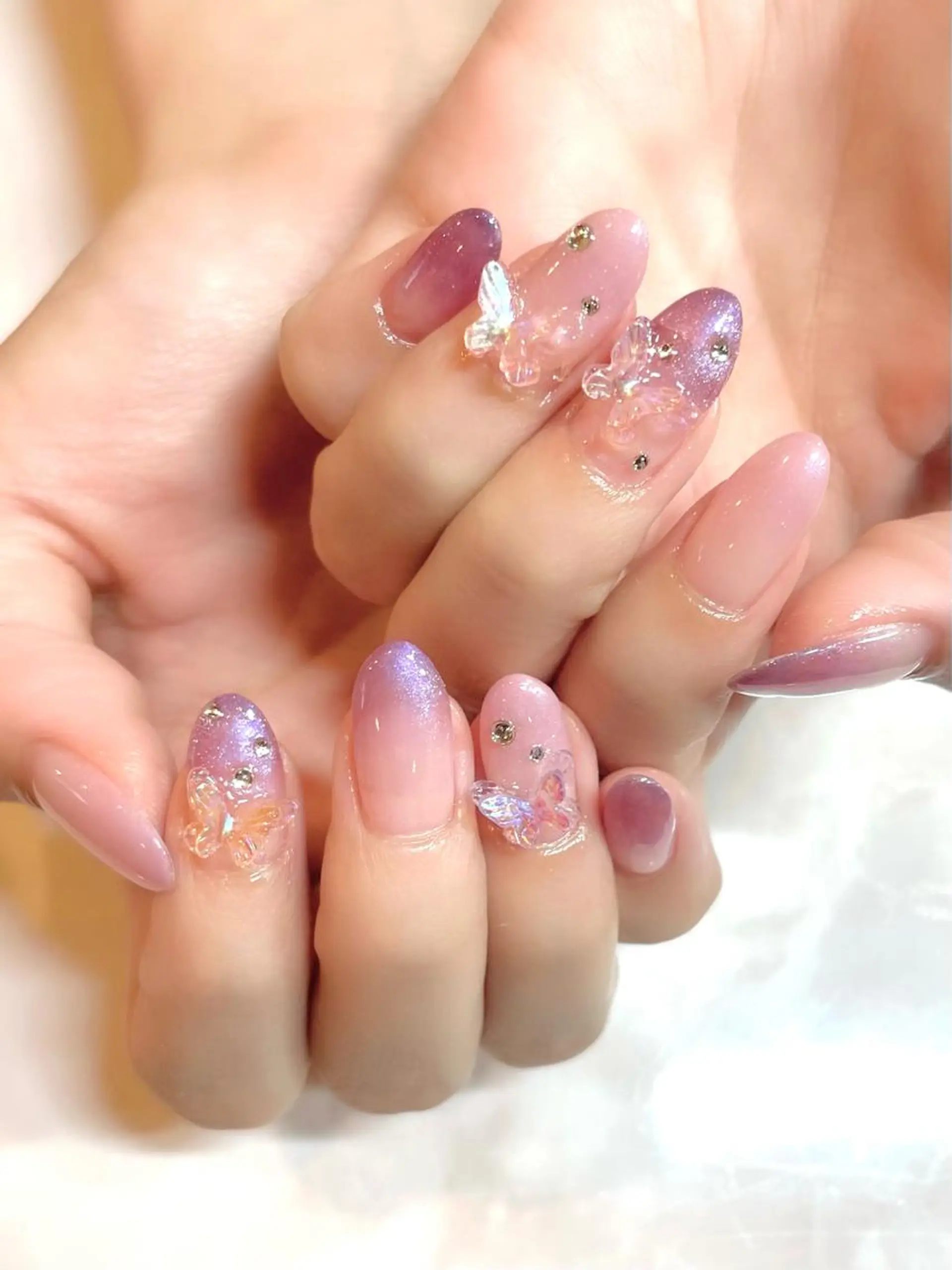 ネイル グラデーション キラキラネイル マグネットネイル ストーンネイル PRIMO<マツパ> 原宿/明治神宮前のマツエク・マツパデザイン