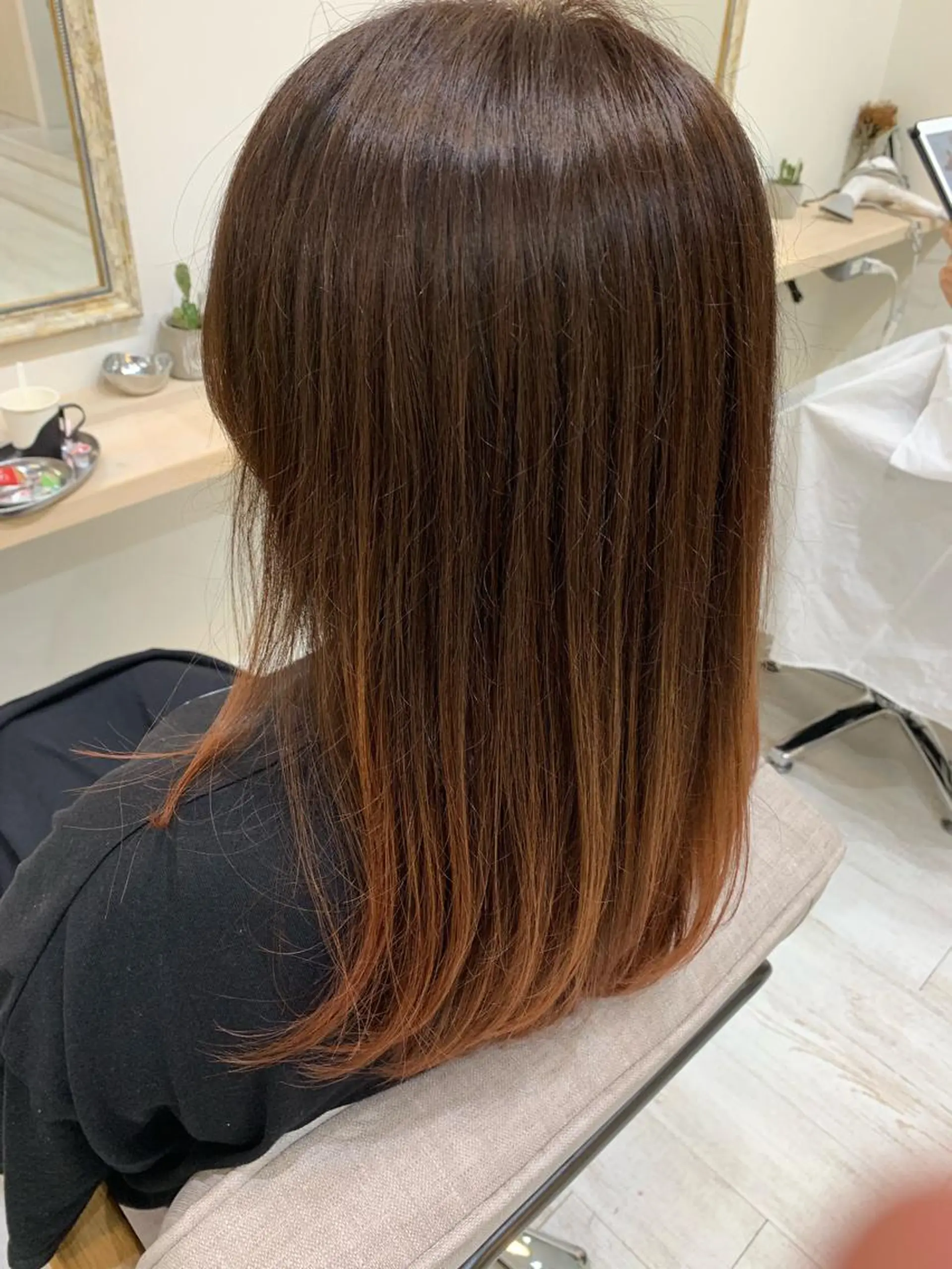 ミディアム カラー 山本 悟志のヘアスタイル