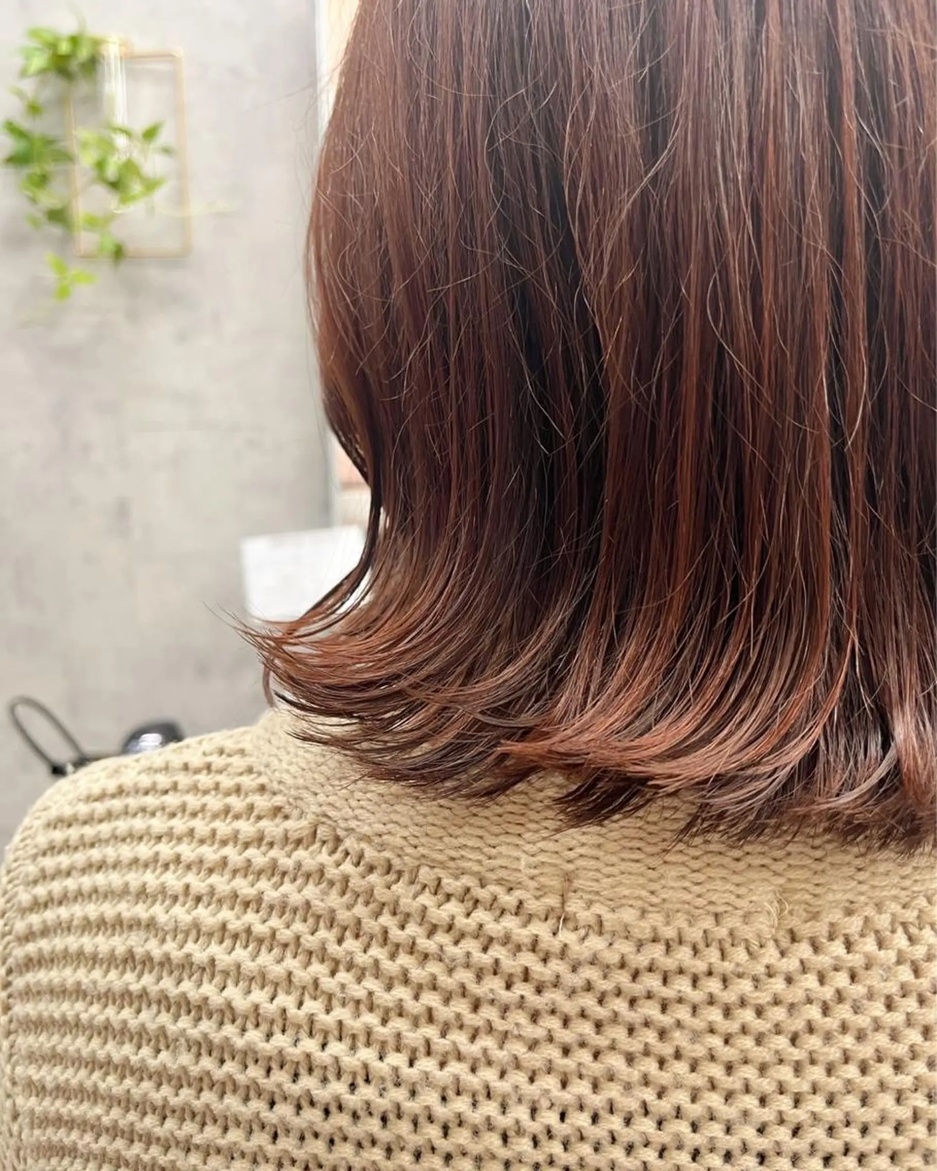 カラー Misora/ボブ/ レイヤー/艶カラーのヘアスタイル