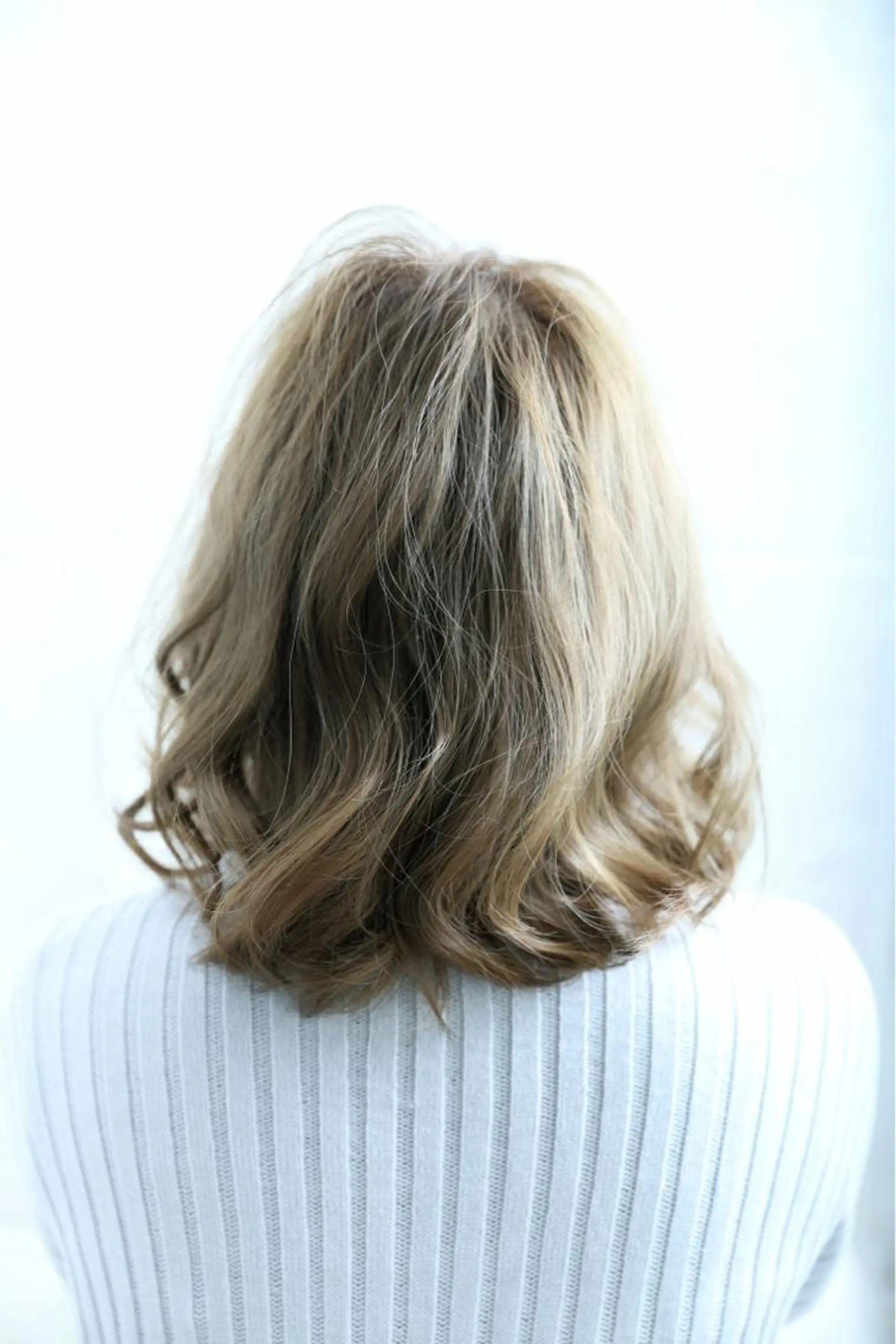 ミディアム カラー 髪質改善カラー、美髪 トリートメント専門のヘアスタイル