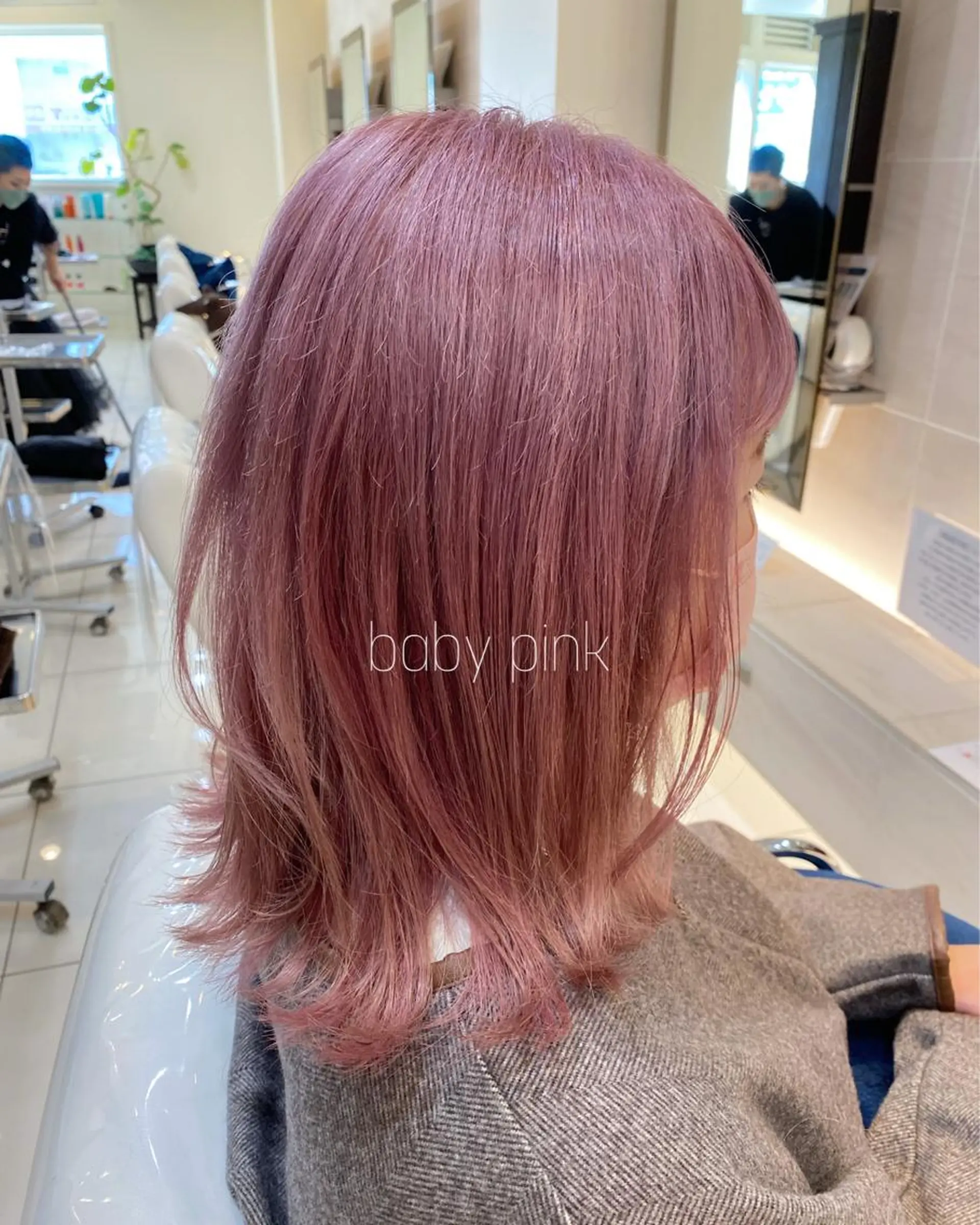 ミディアム ヒラカホ/ ブリーチ/似合わせのヘアスタイル