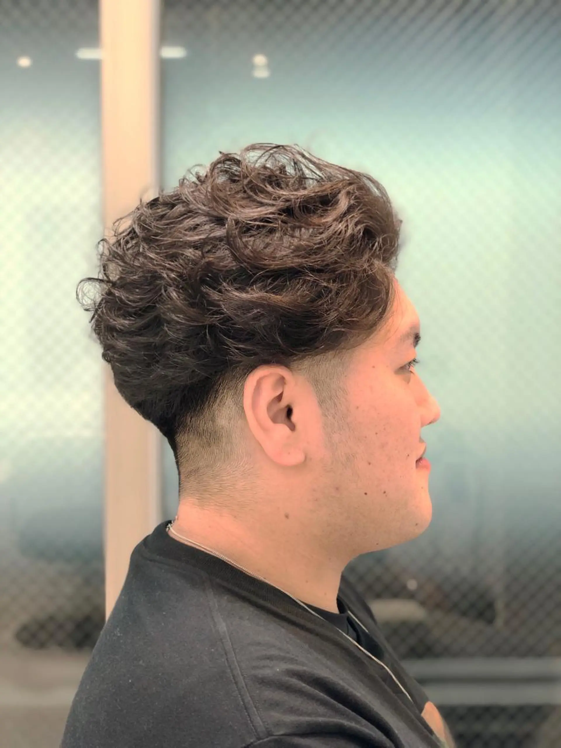 ショート パーマ メンズ レイヤーカット ショート/宮本洋介のヘアスタイル