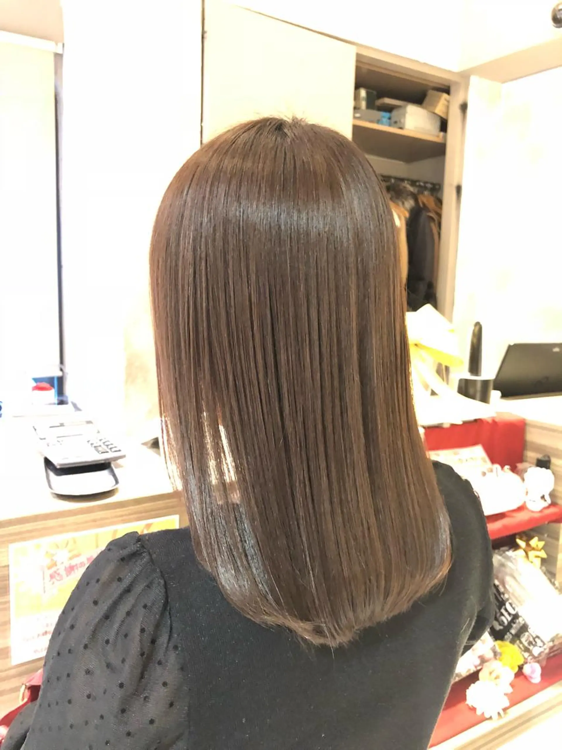 セミロング カラー カット 縮毛矯正 AI 高田馬場店のヘアスタイル