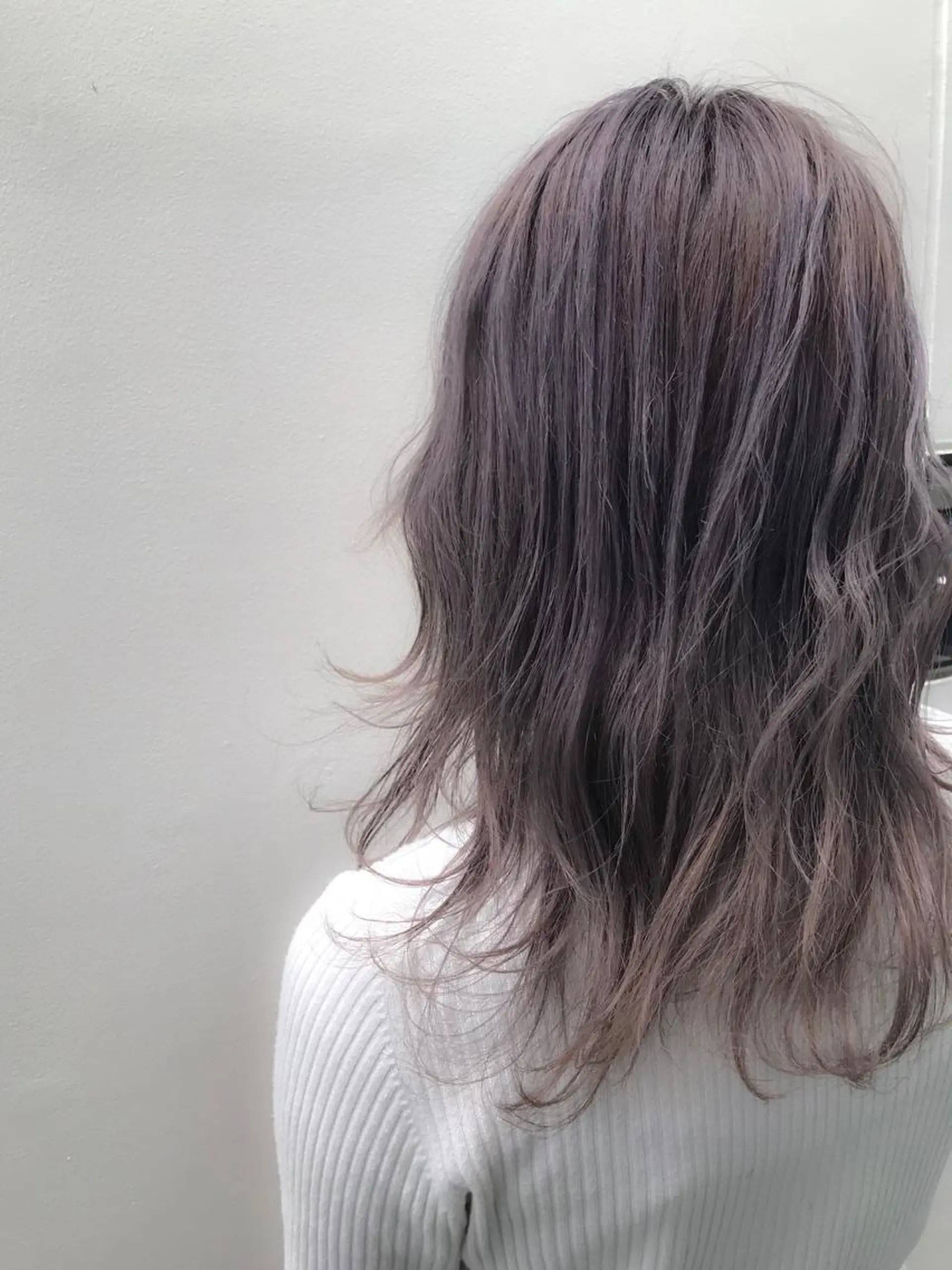 セミロング カラー ブラウンカラー ラベンダーカラー ラベンダーブラウン 髪質改善🌟 TAKERUのヘアスタイル