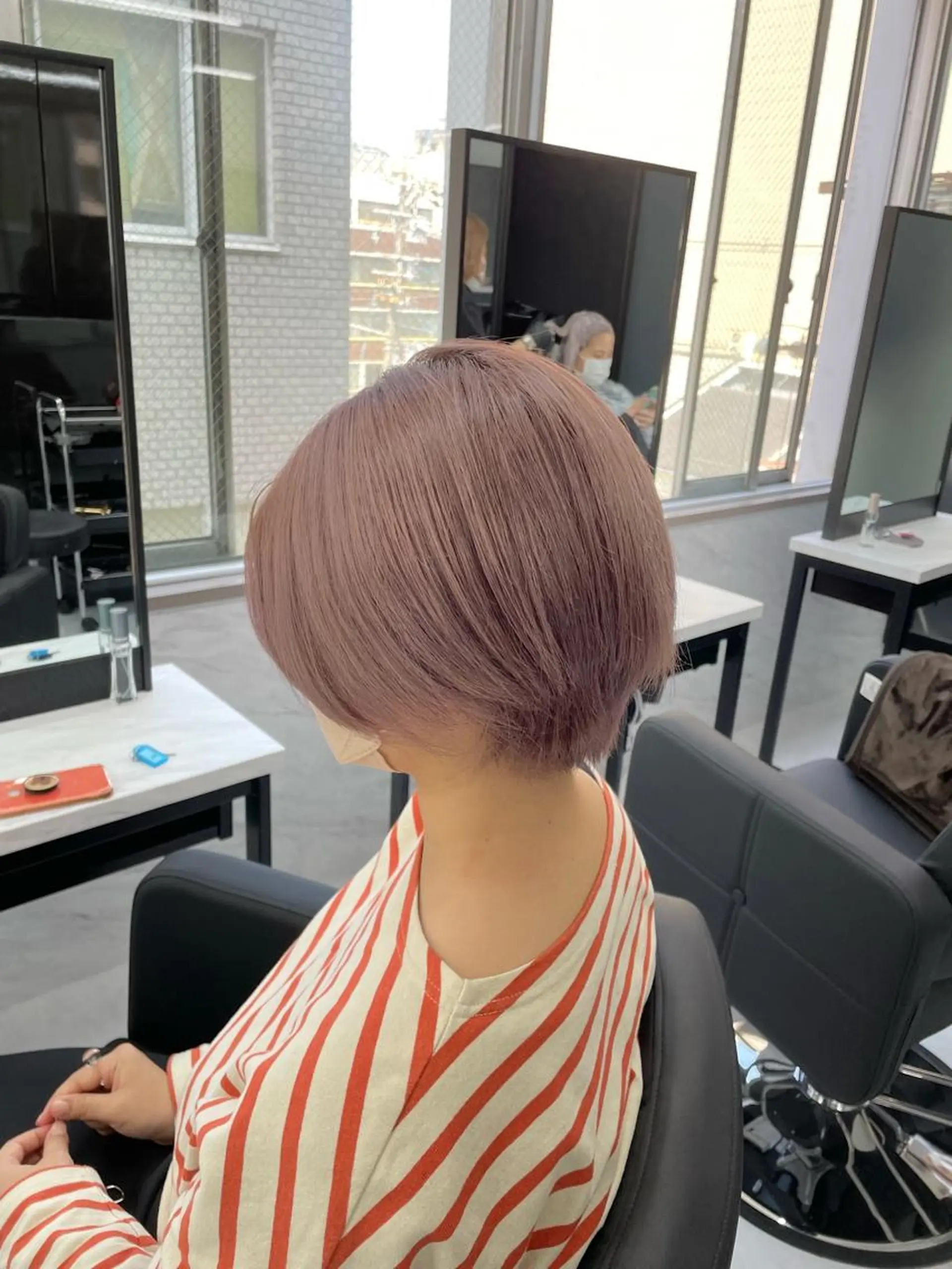 ショート カラー ベージュカラー ダブルカラー ミルクティーベージュ wehlen_ keisukeのヘアスタイル