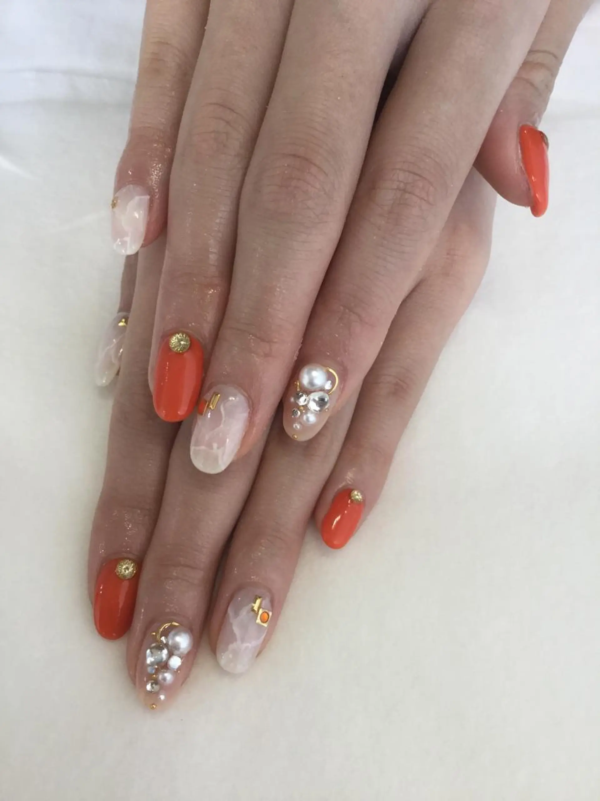 ネイル ハンドネイル 💎🐰 saki. m 🐰💎のネイルデザイン