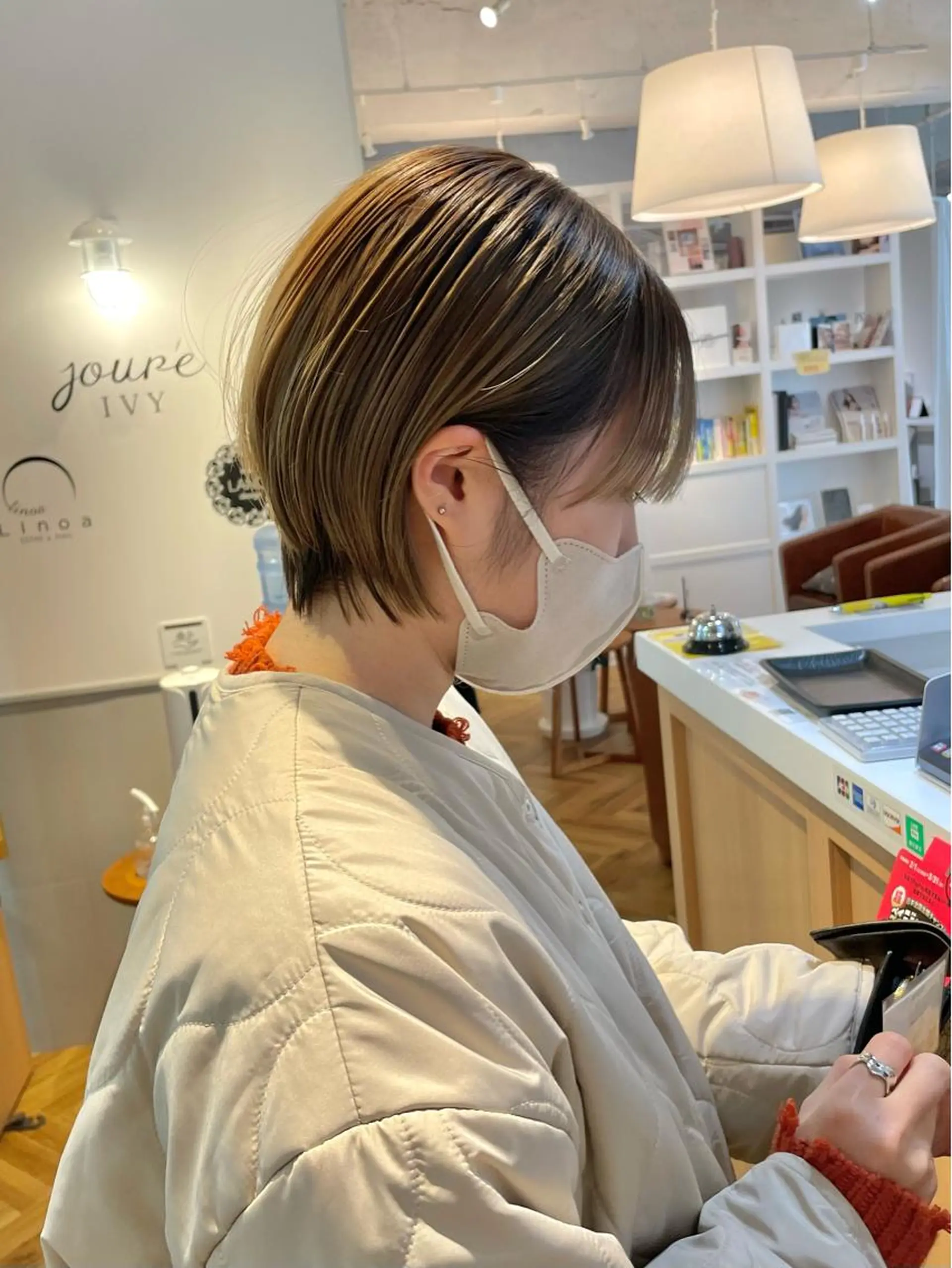 ショート カラー salowin梅田茶屋町north所属・くがれいじ 梅田/ショート/ボブのヘアスタイル