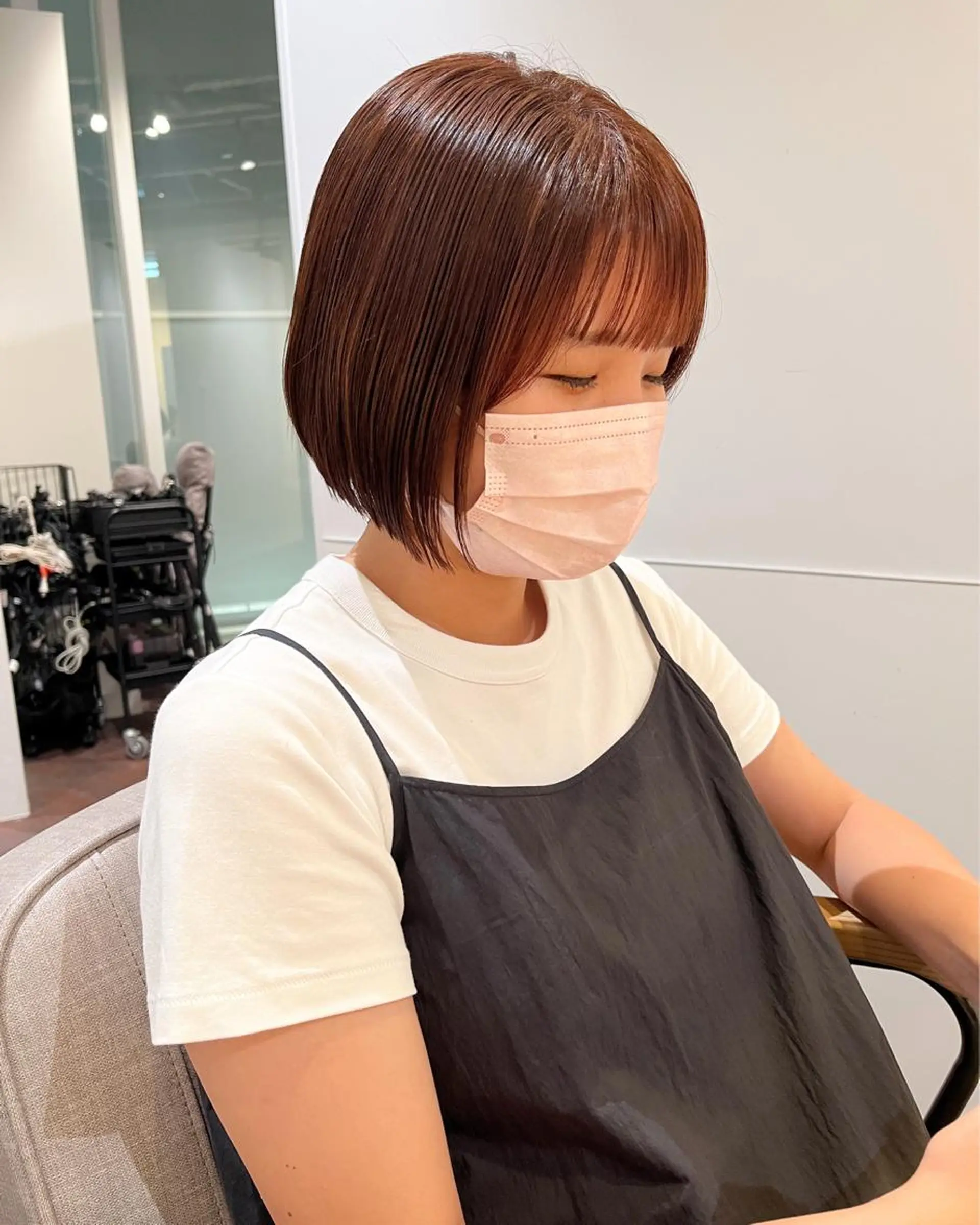 ショート カラー カット ヘアカラー トリートメント 片岡 由依のヘアスタイル