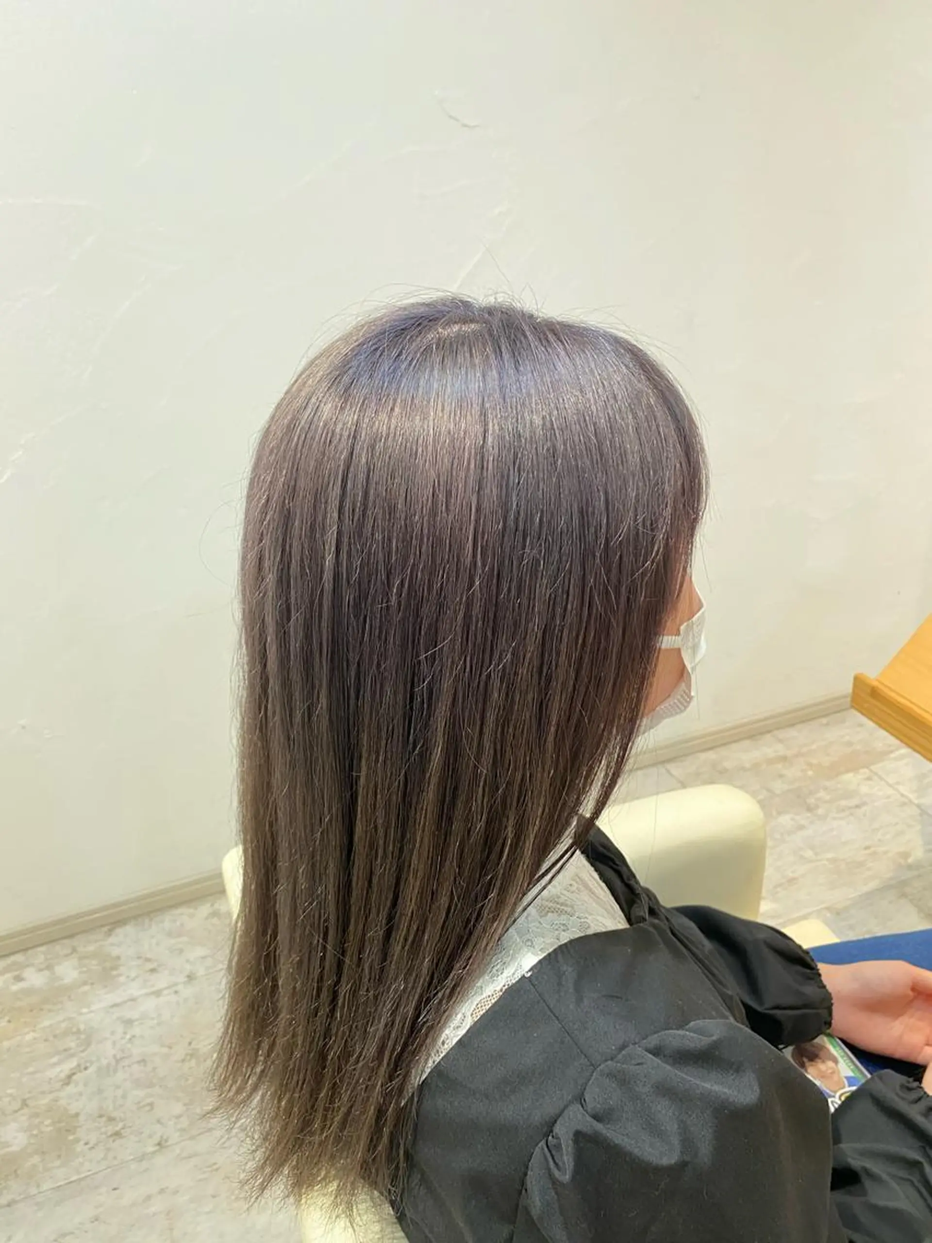 ロング カラー ラベンダーカラー ラベンダーグレー ブリーチなしWカラー /酸性ストレート河本のヘアスタイル