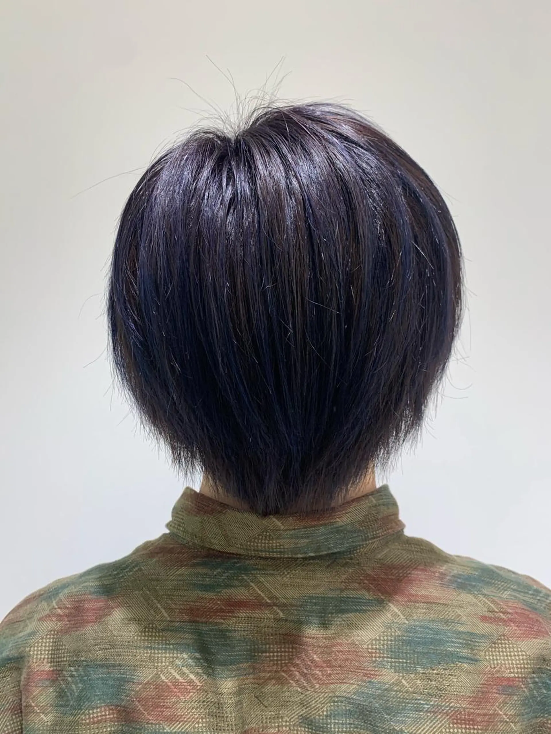 ショート カラー メンズ メンズハイライト ブルーカラー ブルージュ カシス ハイライトカラー 【メンズ縮毛矯正/ Ryokaのヘアスタイル