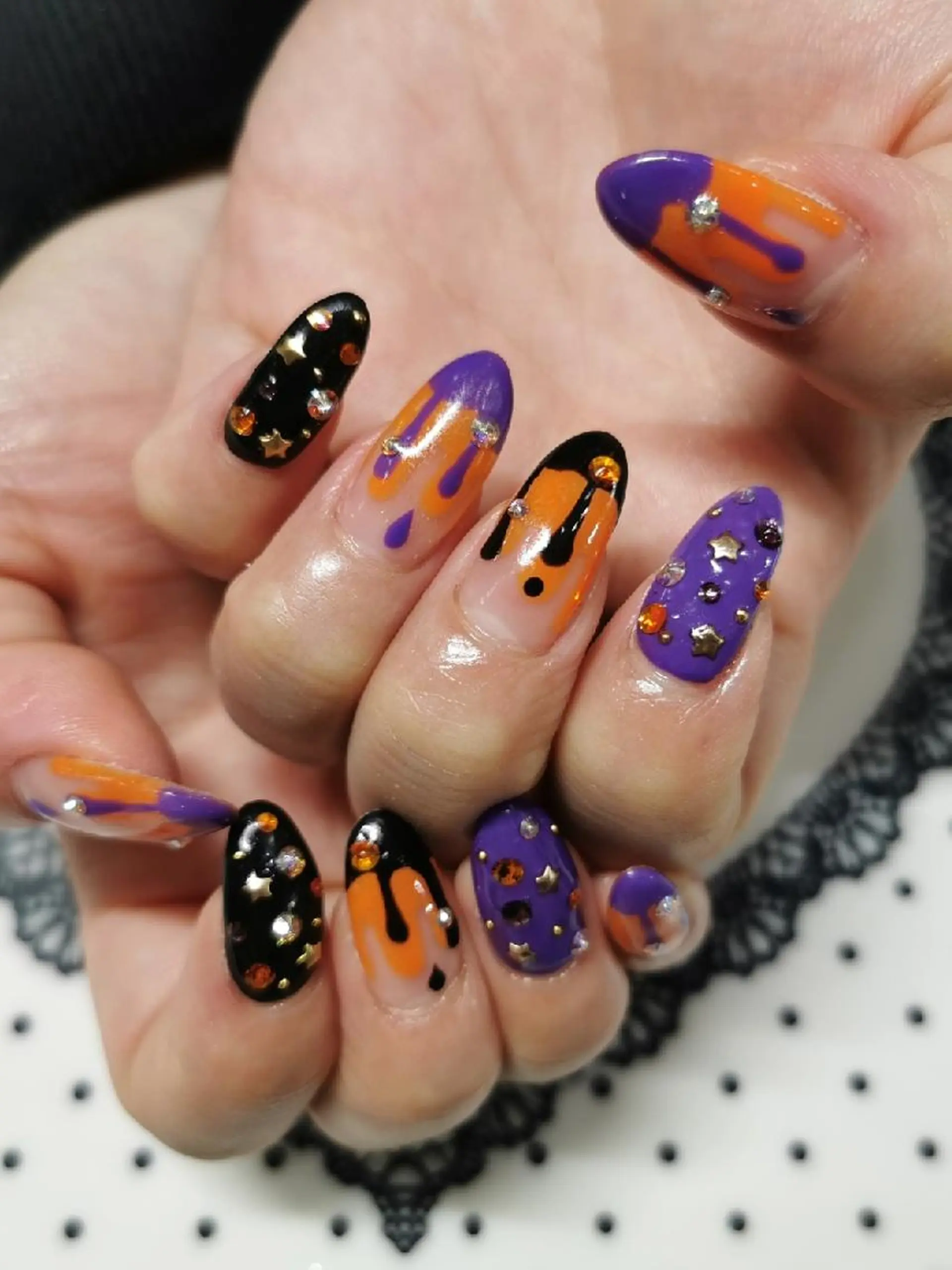 ネイル ネイルリボン 受付スタッフのネイルデザイン