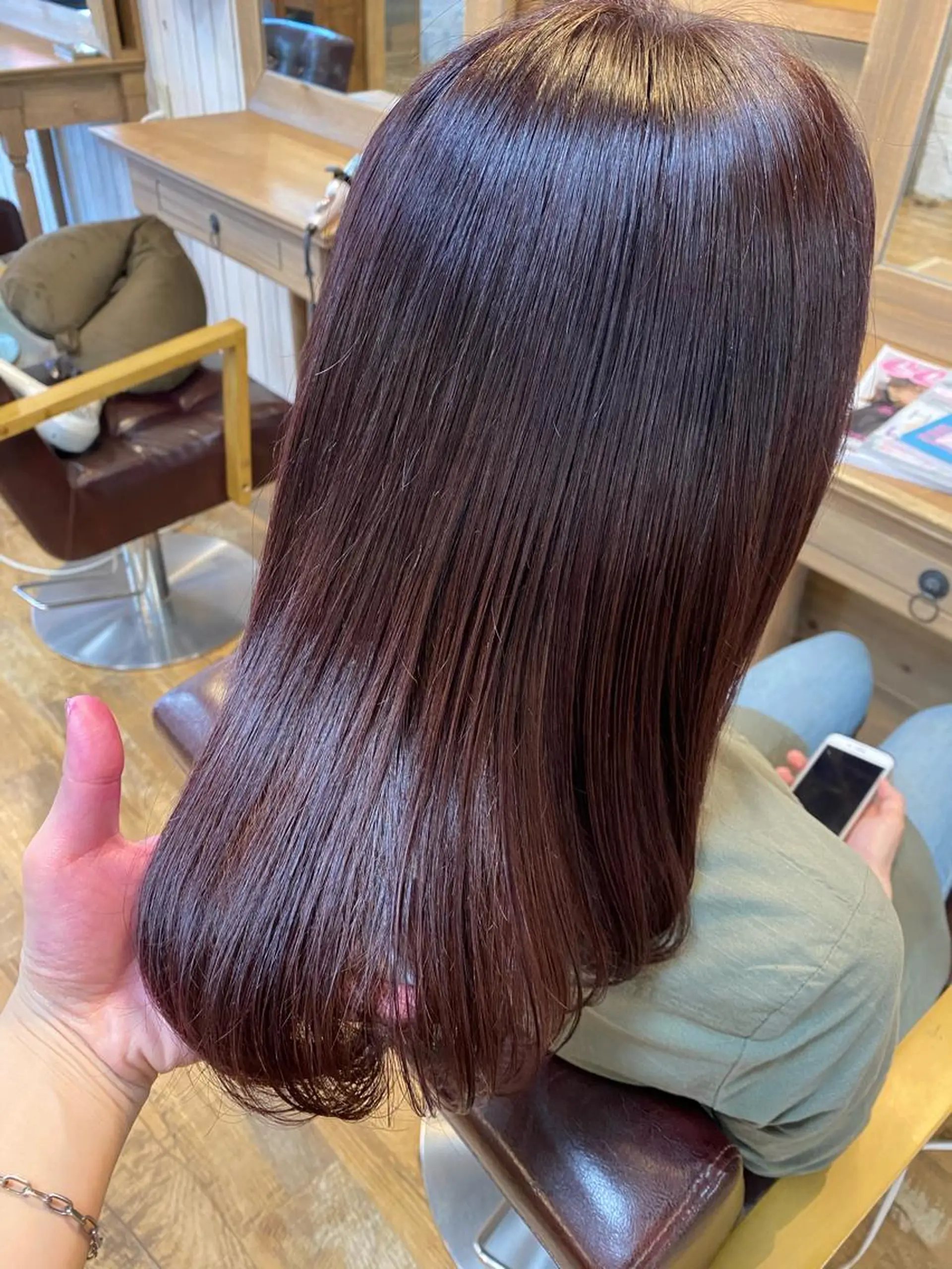 セミロング カラー ヘアアレンジ re naのヘアスタイル