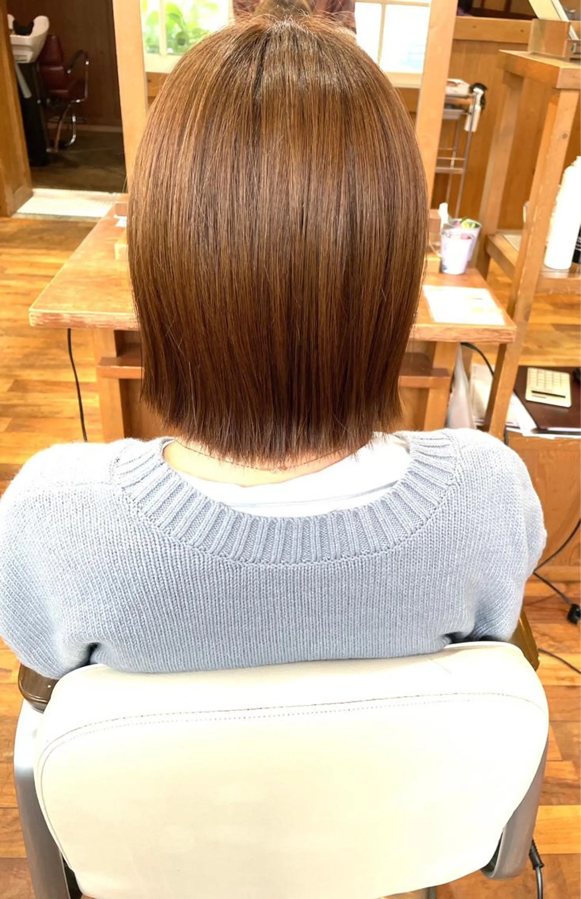 ミディアム カラー カット トリートメント ヘッドスパ 川田 理紗子のヘアスタイル