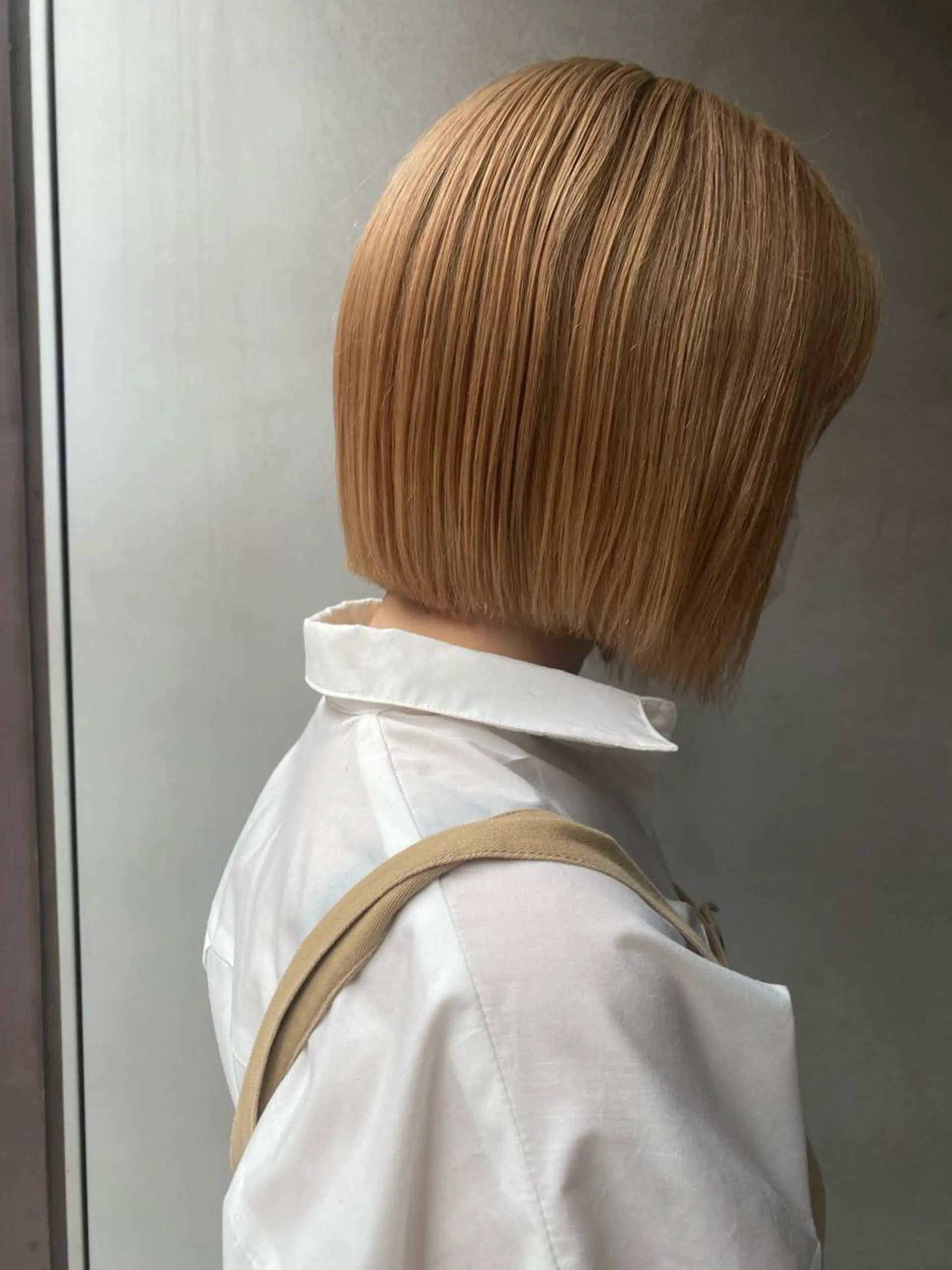 ショート shiori ﾍﾞｰｼﾞｭｶﾗｰのヘアスタイル