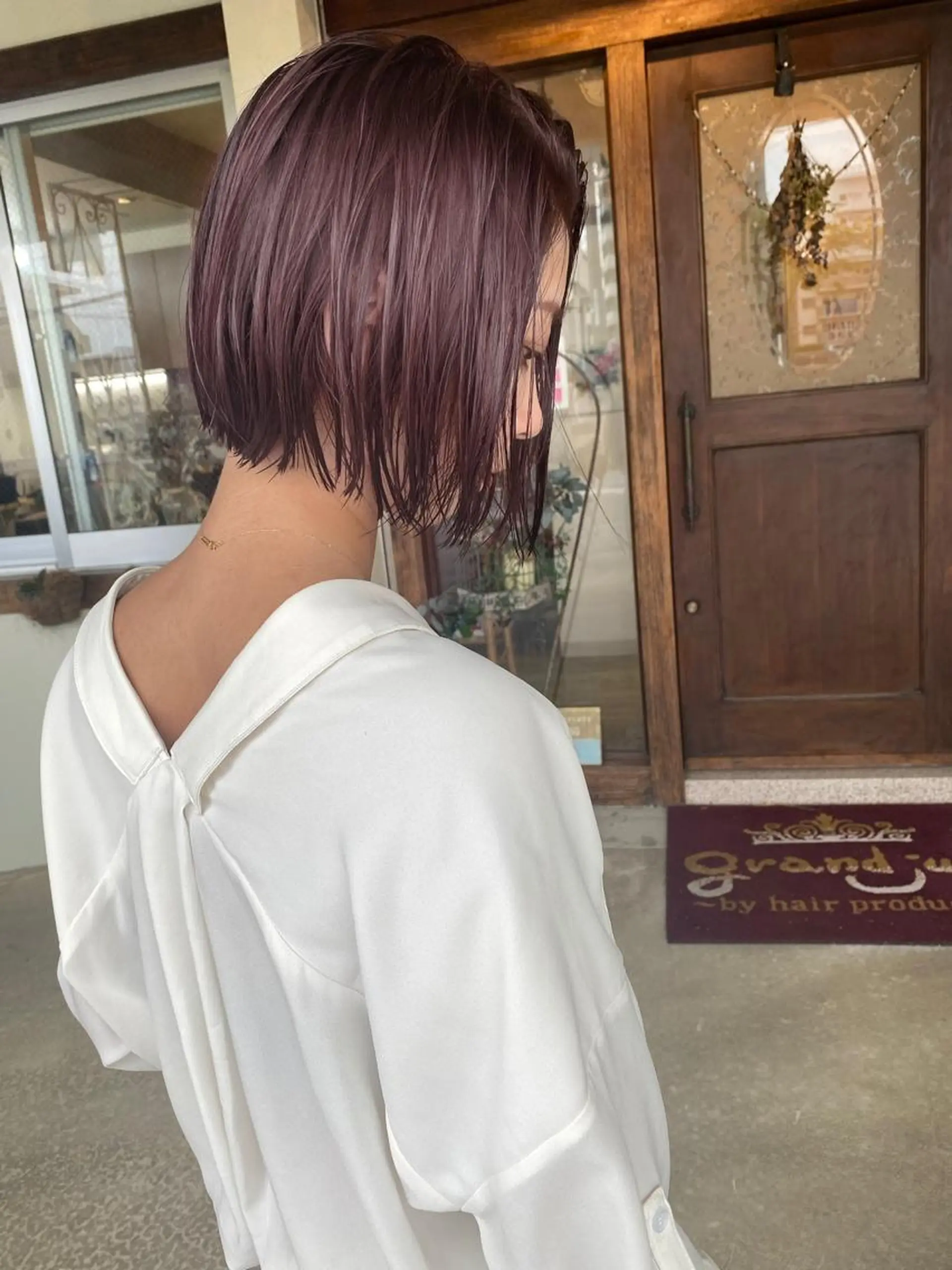 ショート カラー イルミナカラー カット ヘアカラー grand juteのヘアスタイル