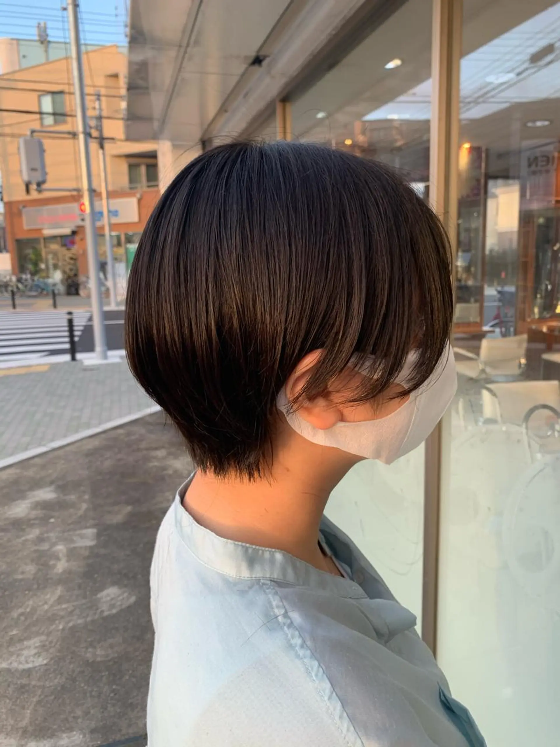 ショート ハンサムショート ショートヘア 脱白髪染め美容師 竹内涼乃のヘアスタイル