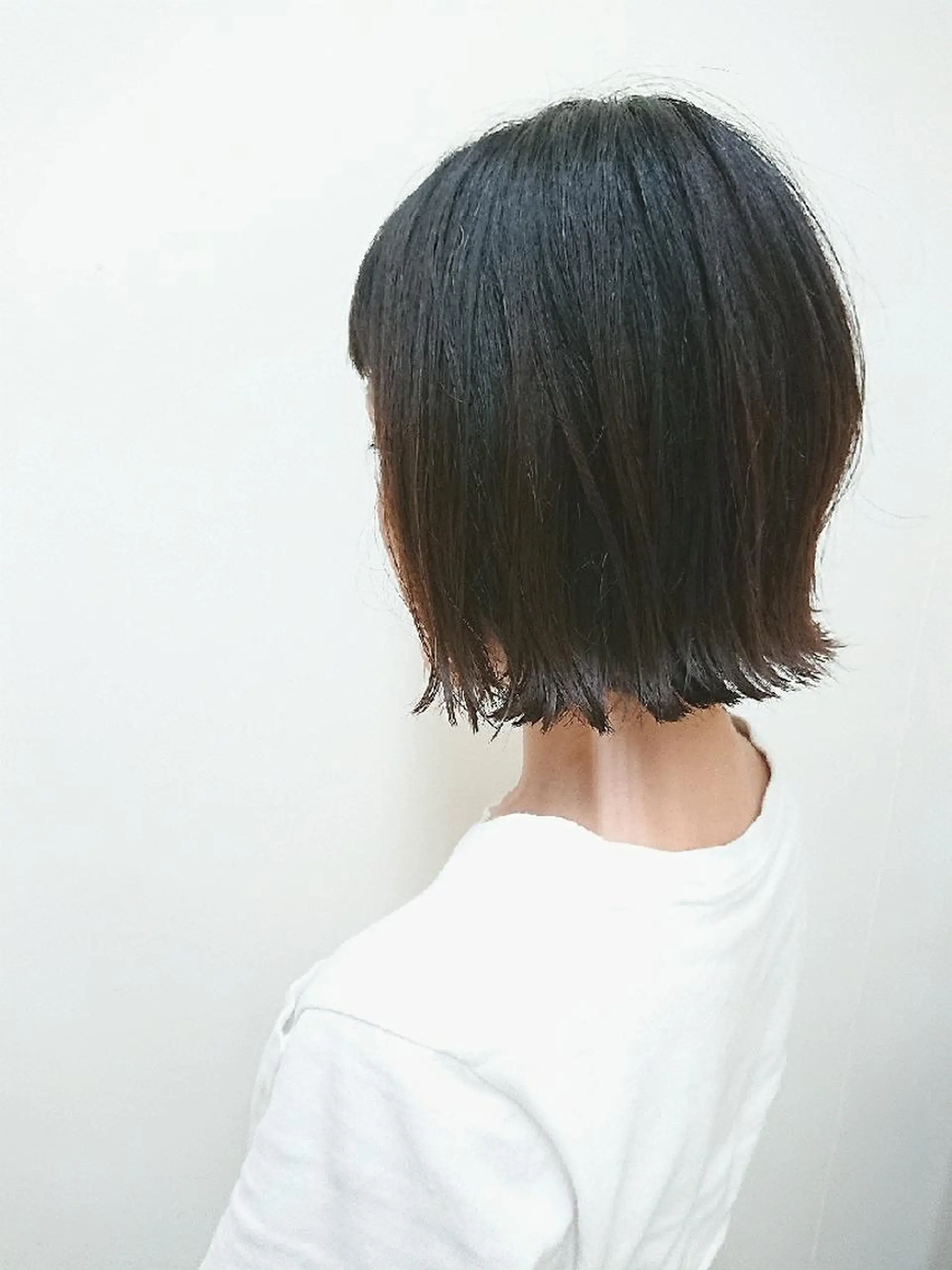 ミディアム 山田 智加のヘアスタイル