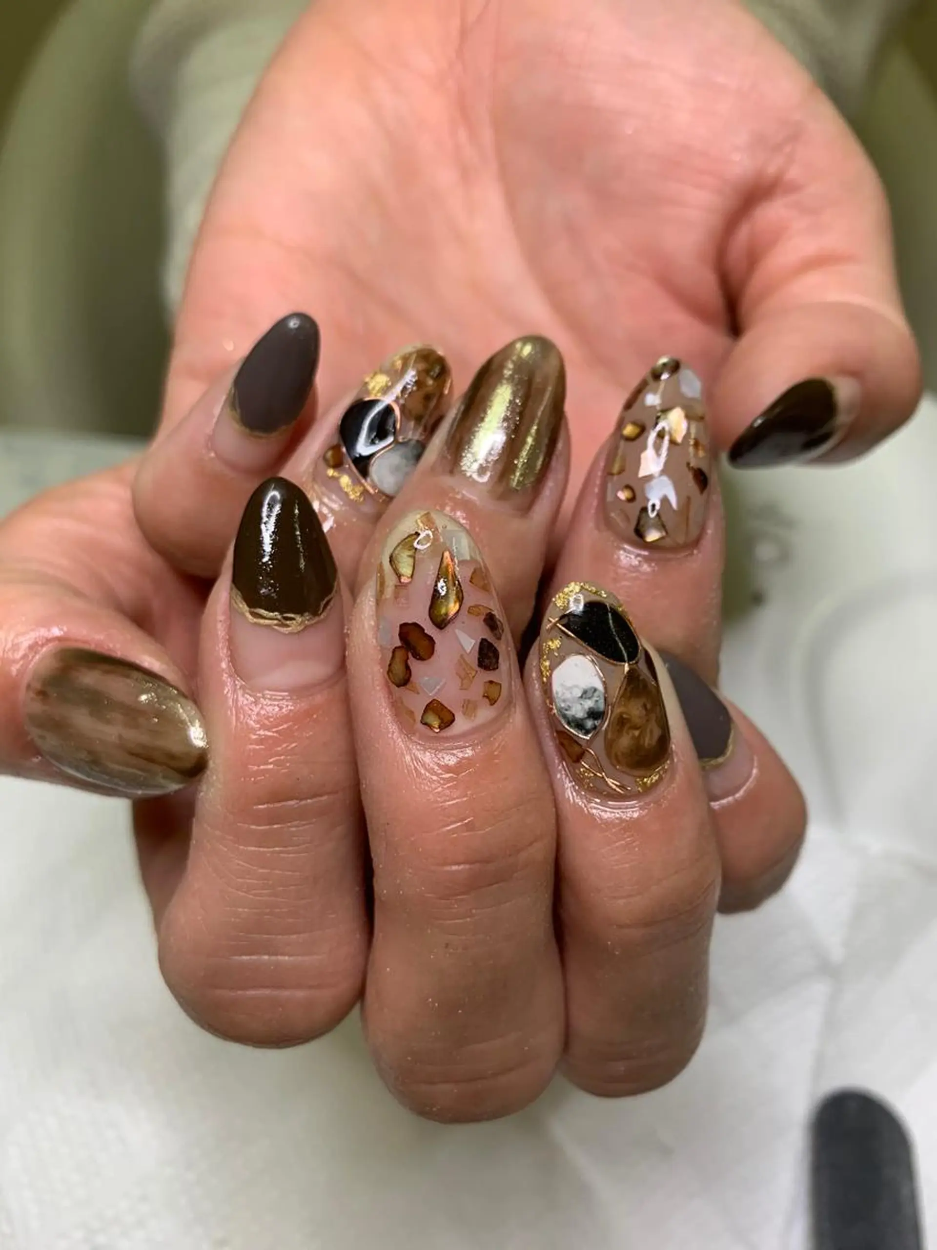 ネイル ハンドネイル フットネイル Nailsalon uluのネイルデザイン