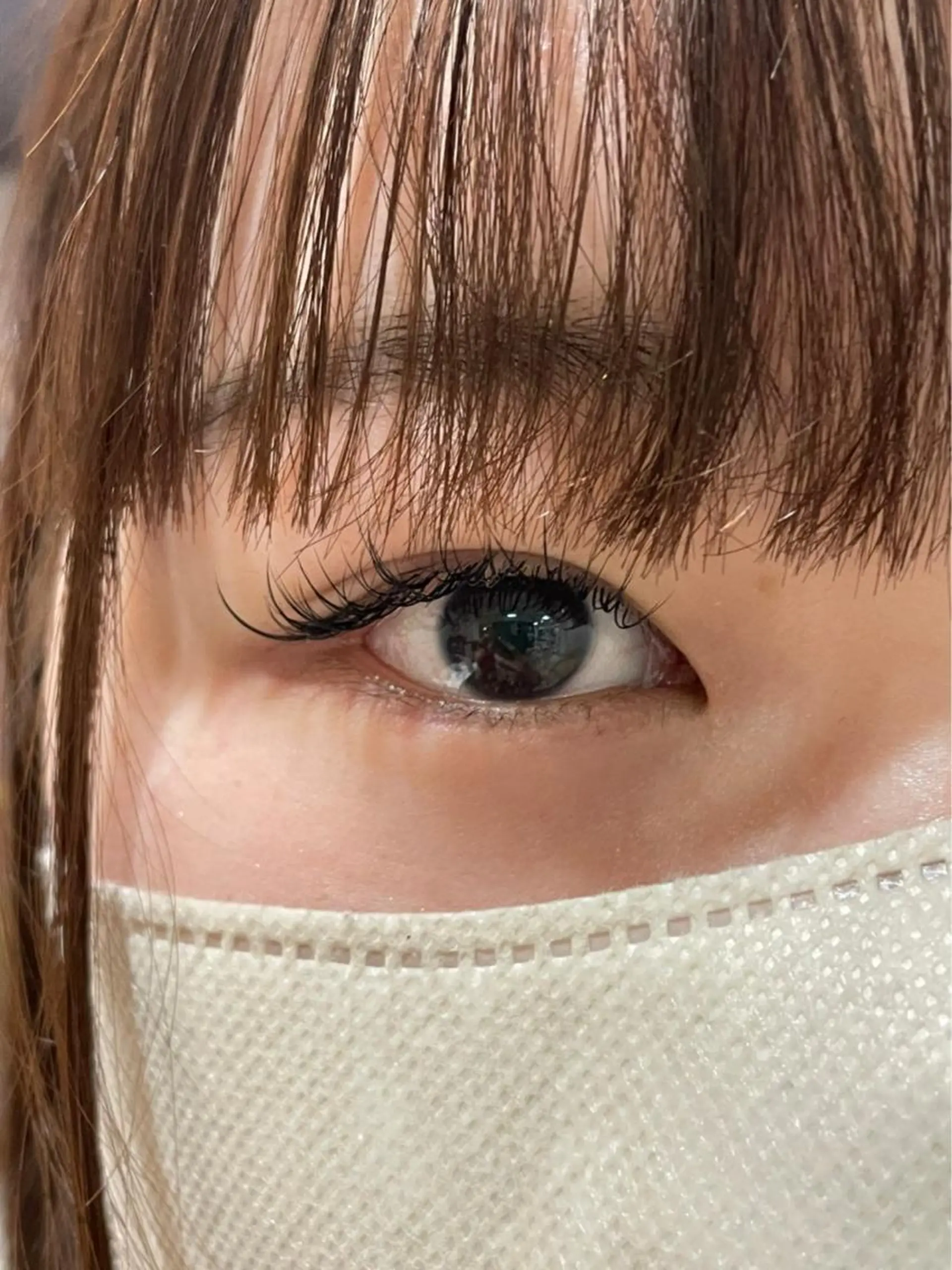 マツエク・マツパ 最高級人毛 100%エクステ茉央のヘアスタイル