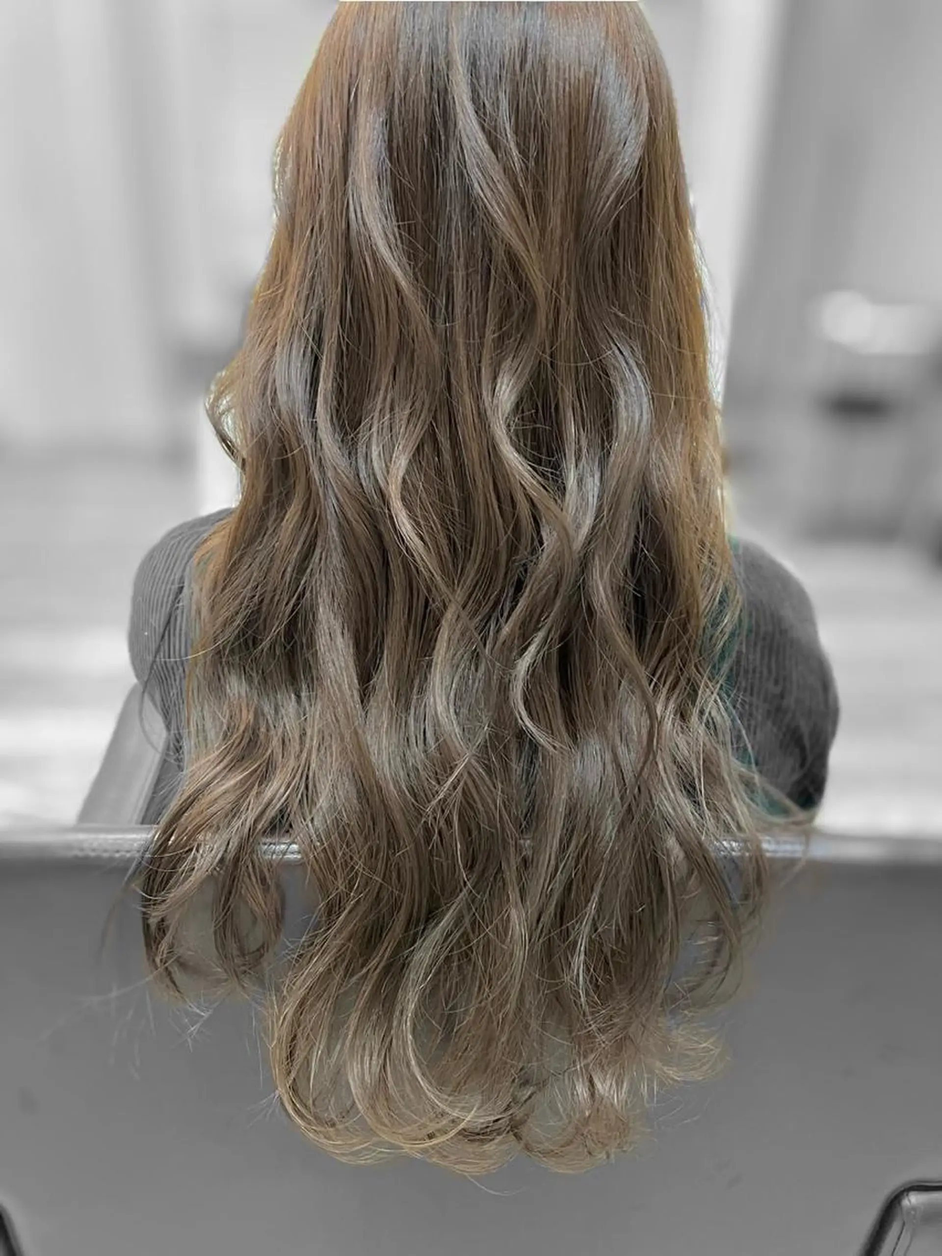 ロング 鈴木遥幾 艶髪特化美容師のヘアスタイル