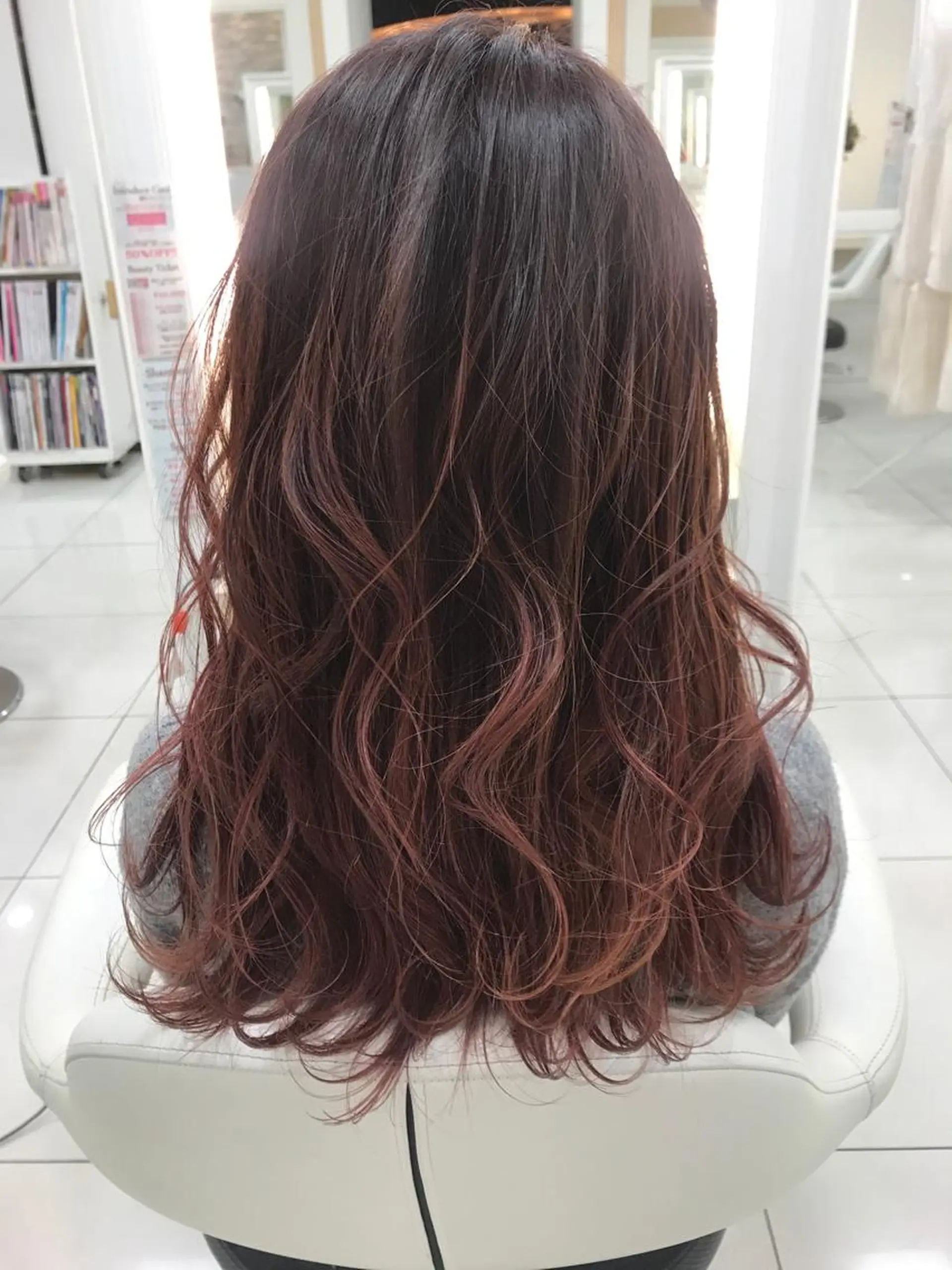 ロング midori osawaのヘアスタイル