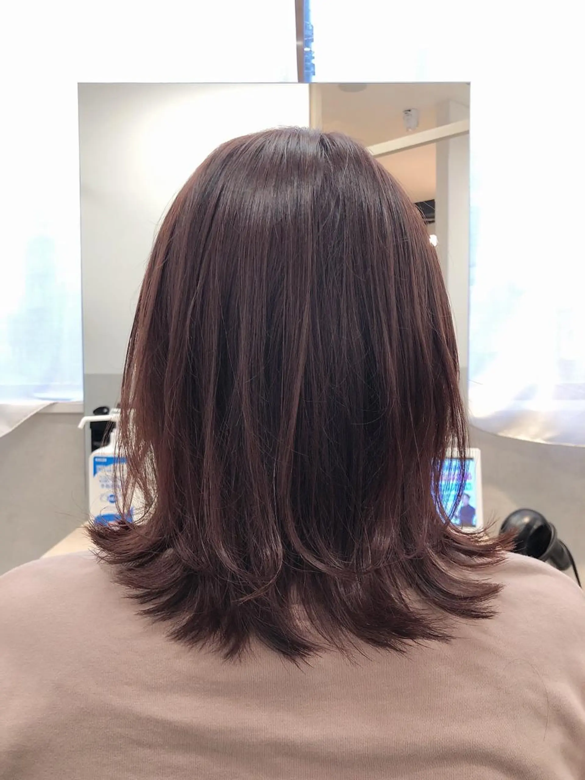 ミディアム カット ヘアカラー トリートメント 西野 美空🍊のヘアスタイル