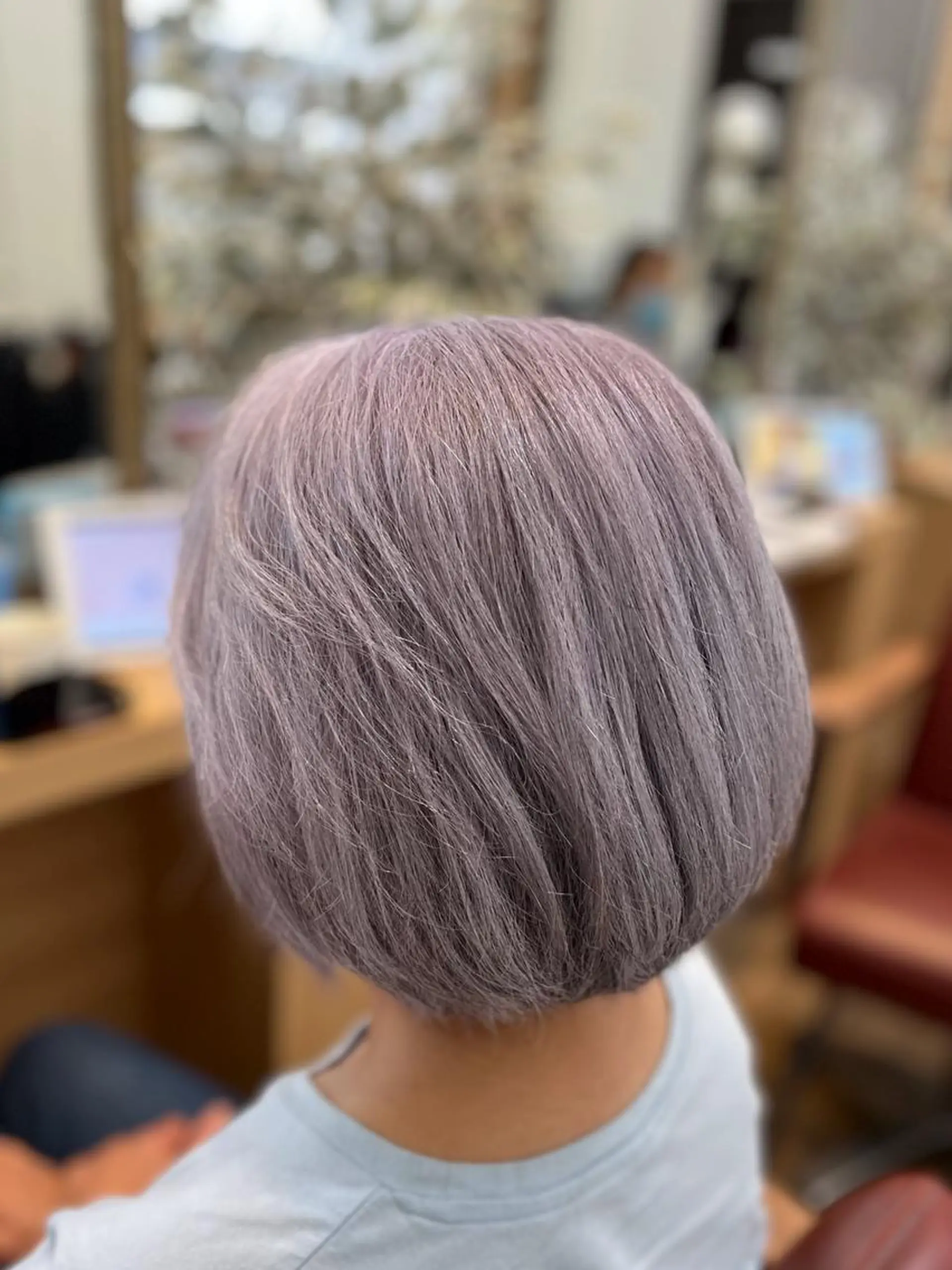 ミディアム 工藤 麻知子のヘアスタイル