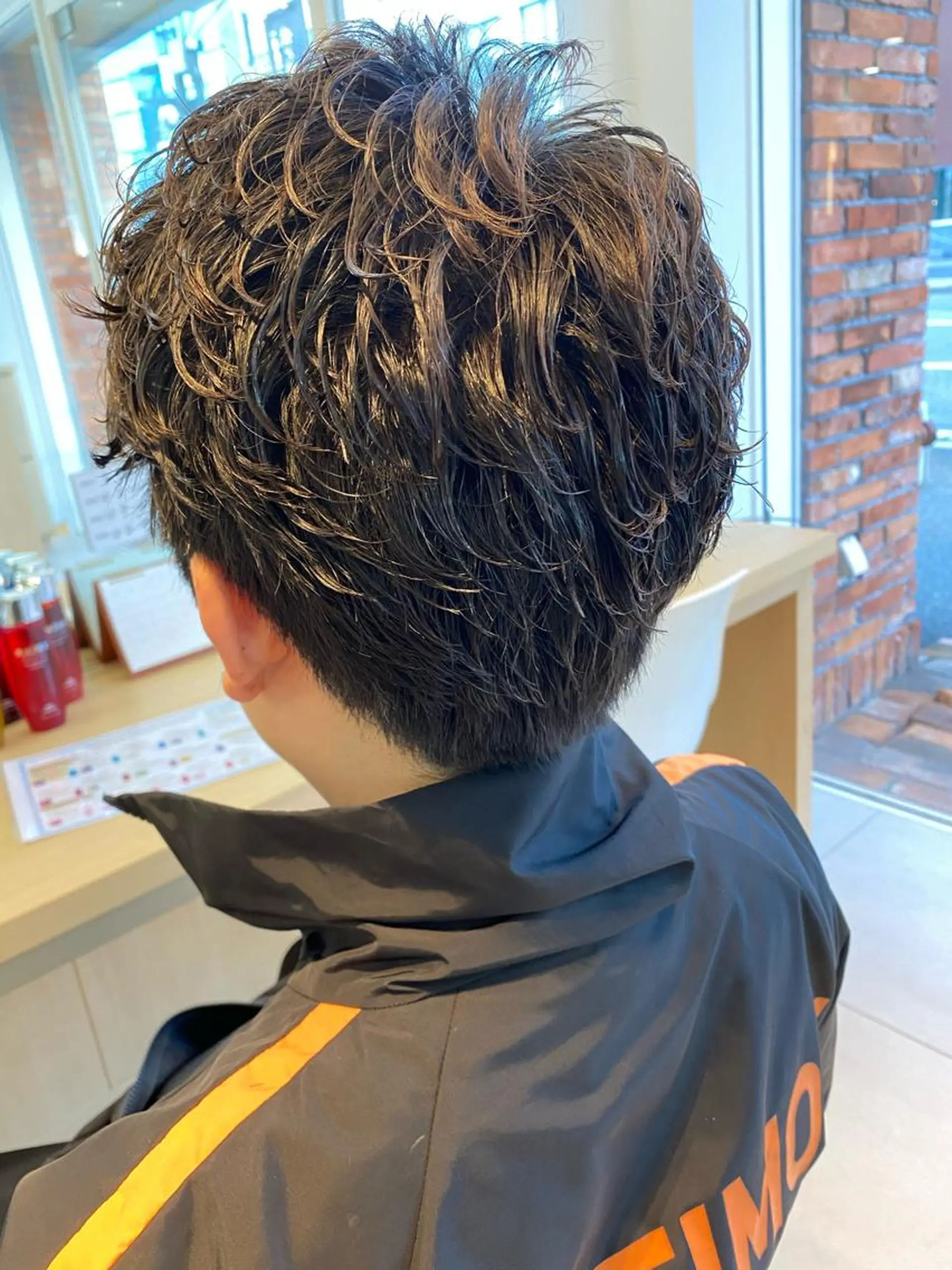 メンズ カット パーマ 🍀透明感抜群🍀/ ハイトーンカラーのヘアスタイル