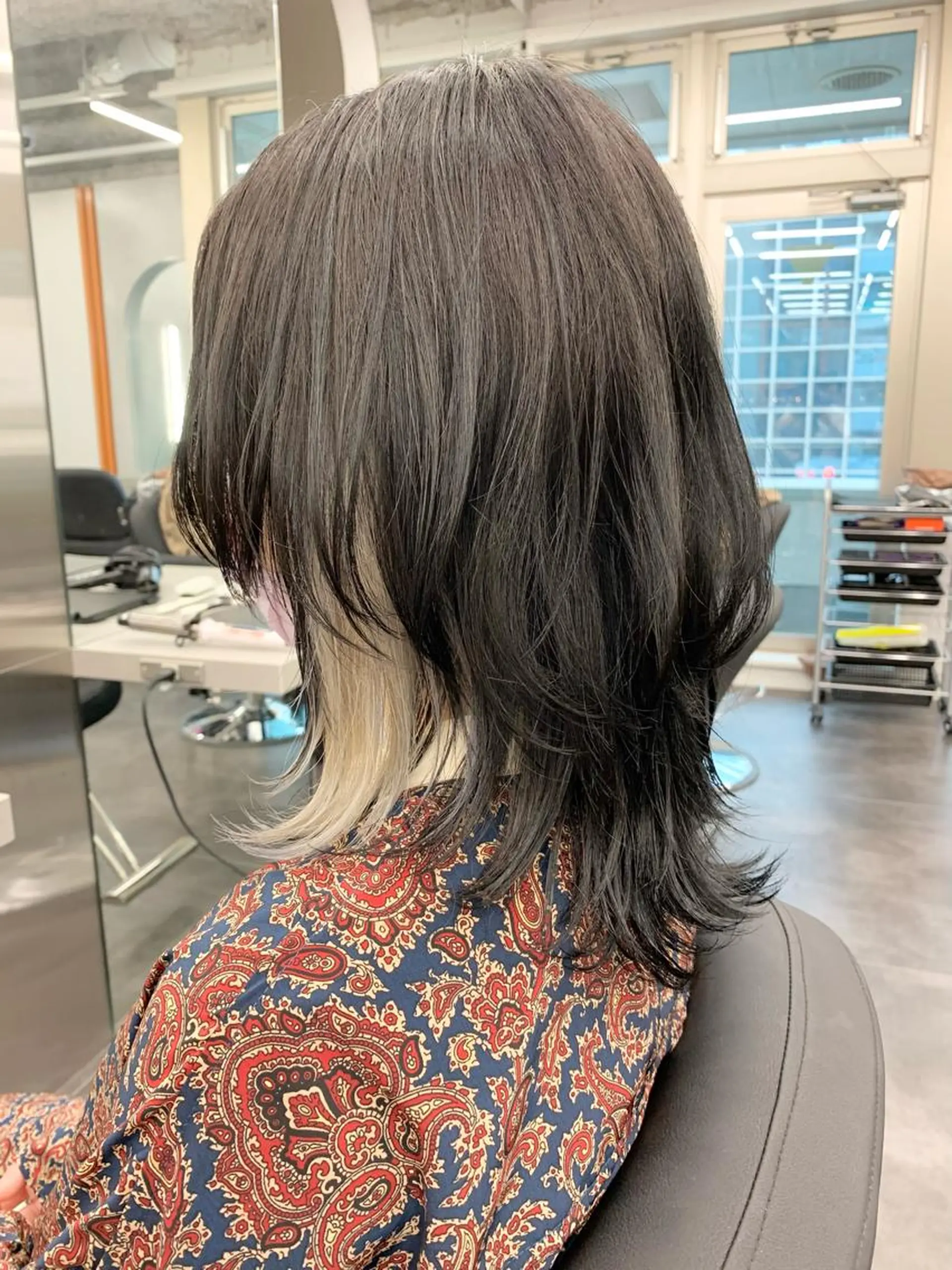 ミディアム カラー ブリーチ 透明感カラー ダブルカラー イヤリングカラー ハイライトカラー 店長担当🌟 矢吹ガブリエル🌟のヘアスタイル