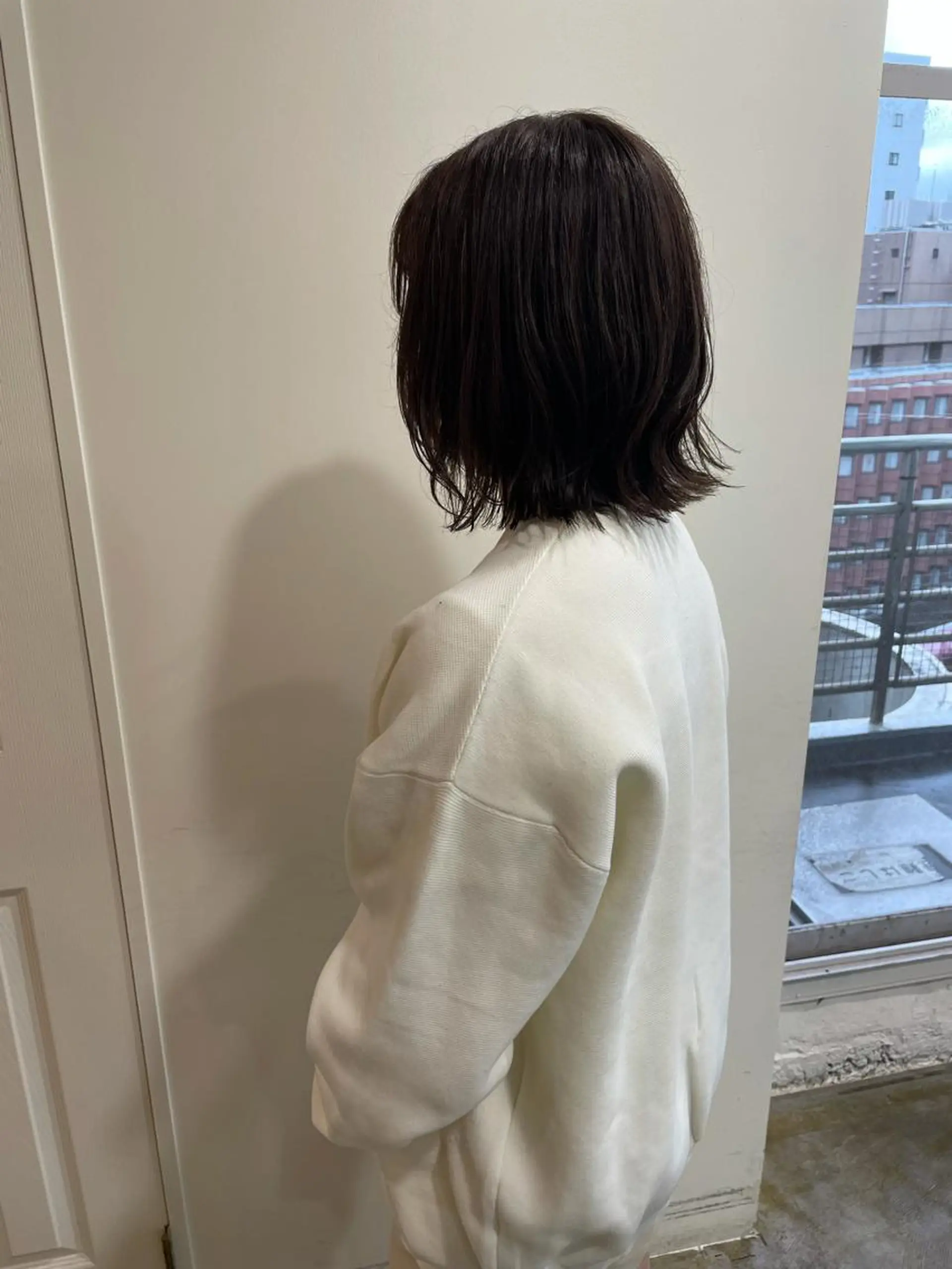 ミディアム カラー カット ヘアカラー トリートメント MIOベージュカラー 柔らかいカラーのヘアスタイル