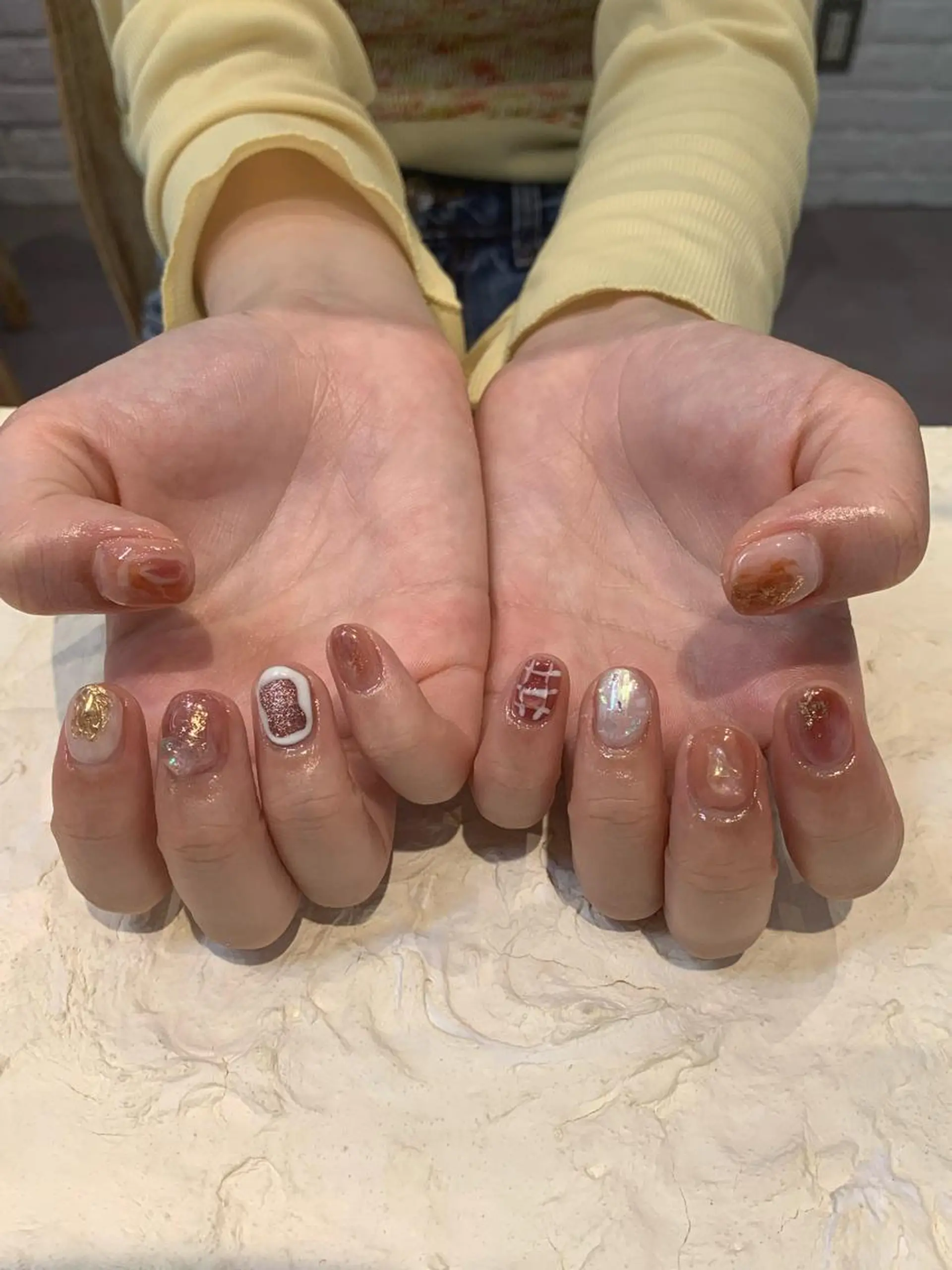 ネイル ニュアンスネイル マキノ ユイのネイルデザイン