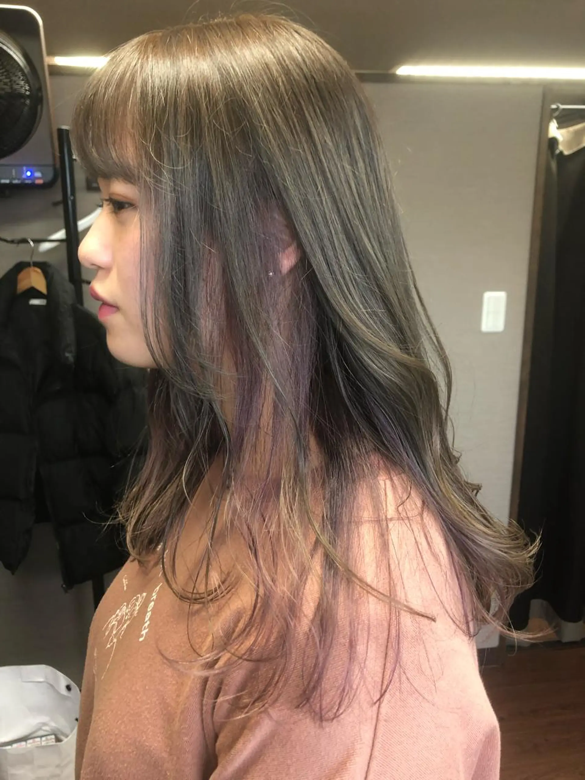セミロング カラー ベージュカラー パープルカラー ヘアカラー トリートメント せこぐち まいのヘアスタイル