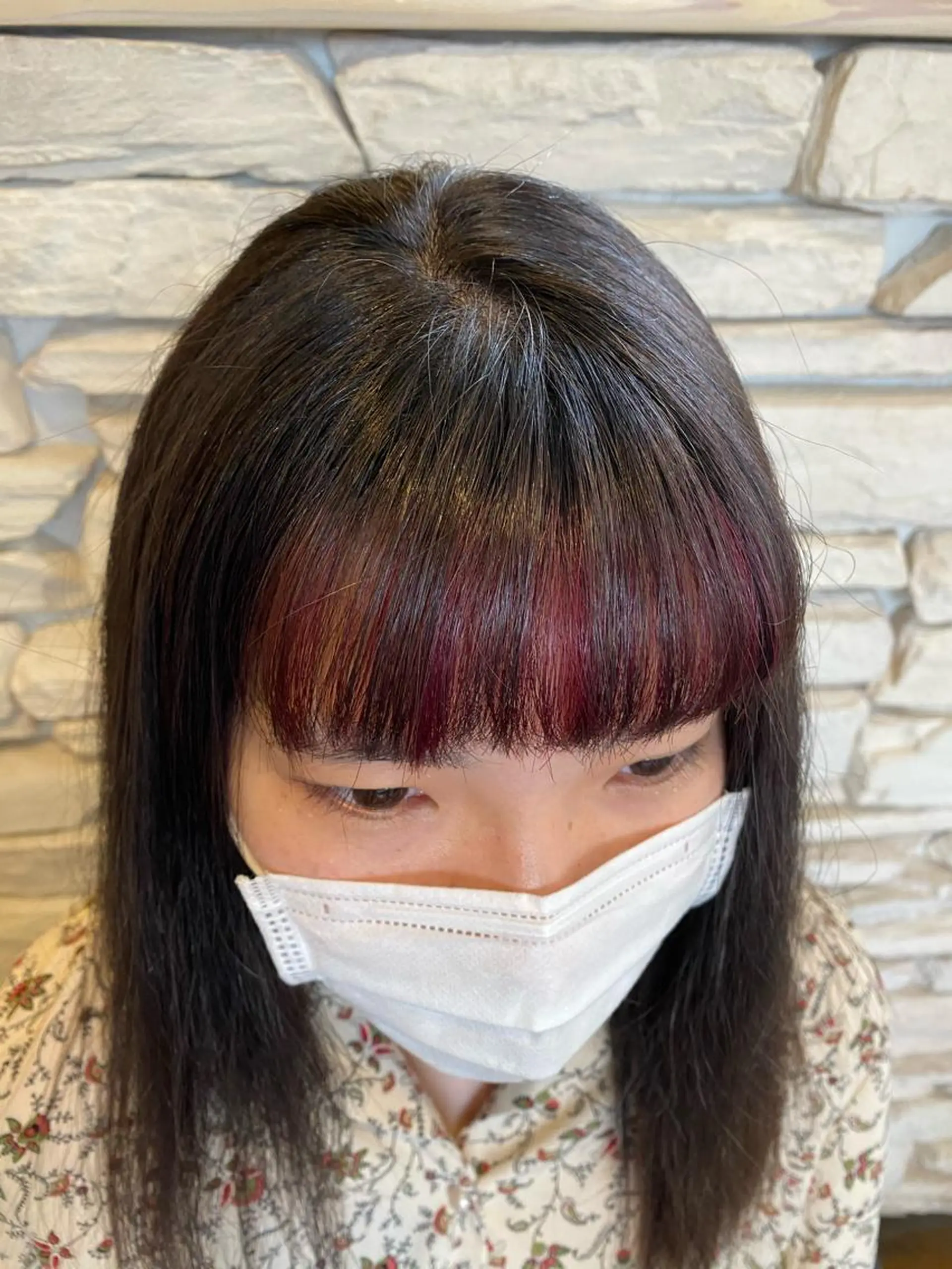 セミロング 中川 茜里のヘアスタイル