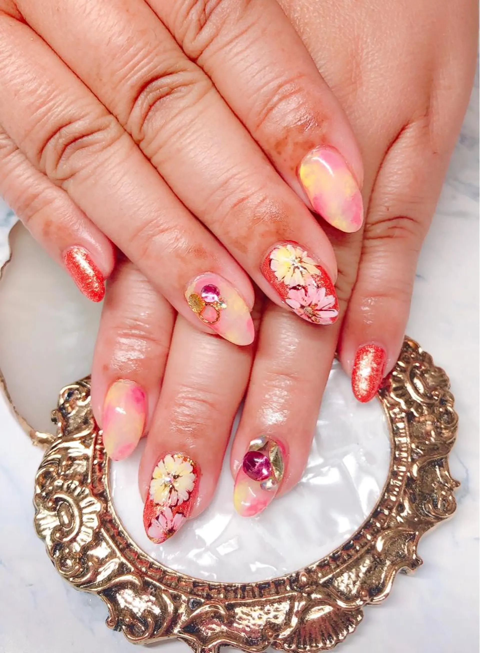 ネイル アートネイル 持ち込み CROWN プライベートサロンのネイルデザイン