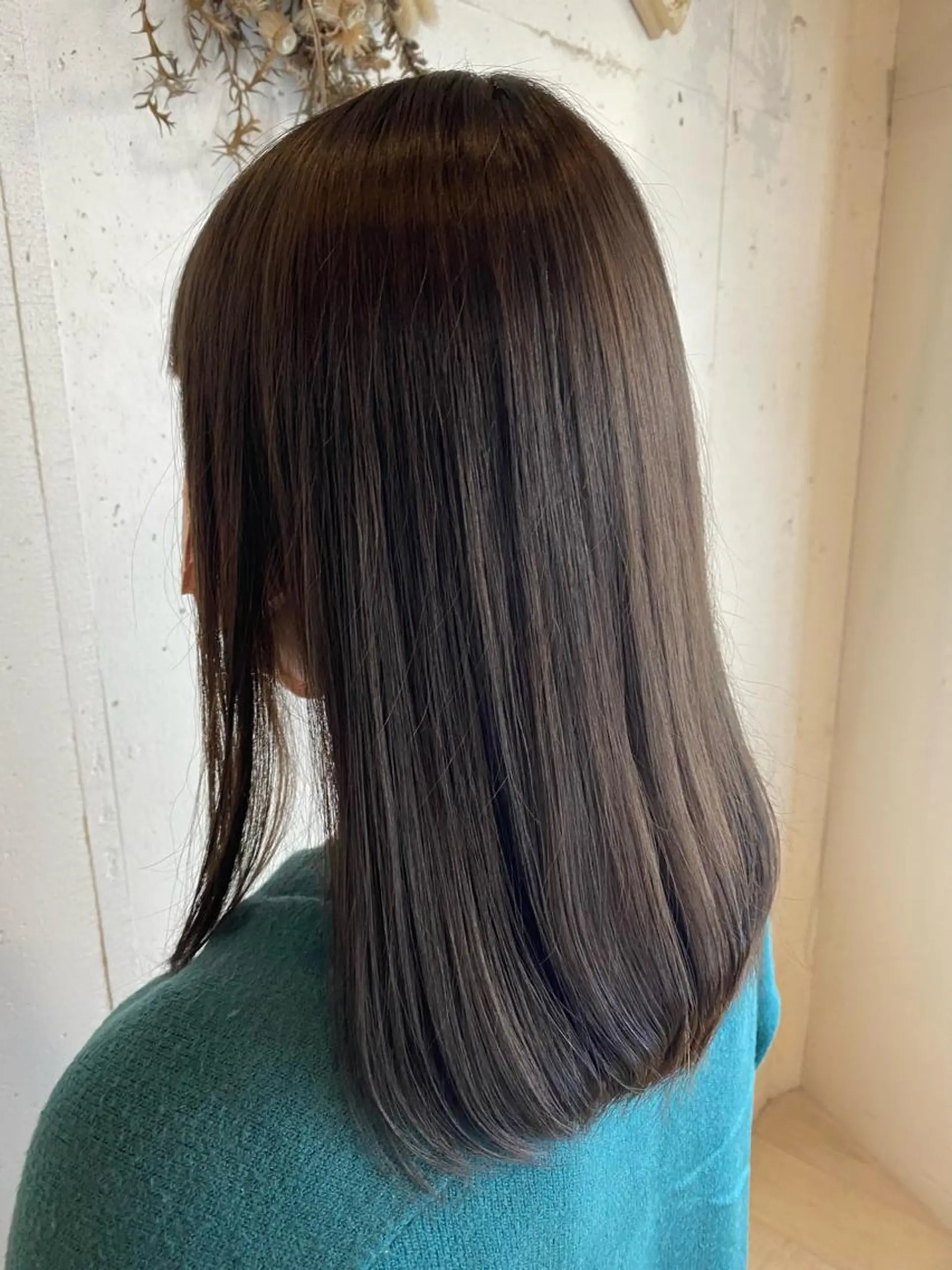 ミディアム カラー ヘアカラー トリートメント いまじゅく あおいのヘアスタイル