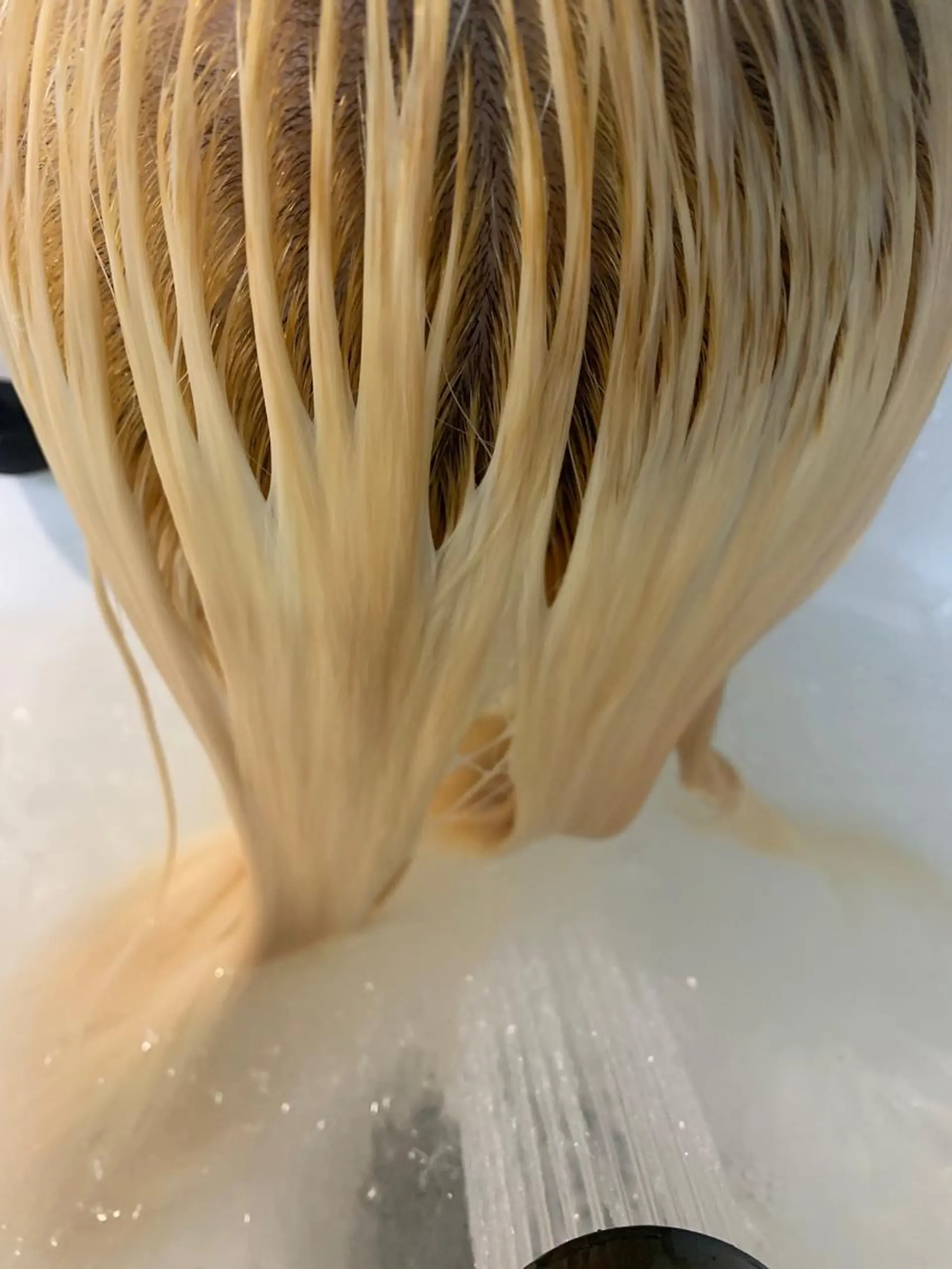 ミディアム kana shimizuのヘアスタイル