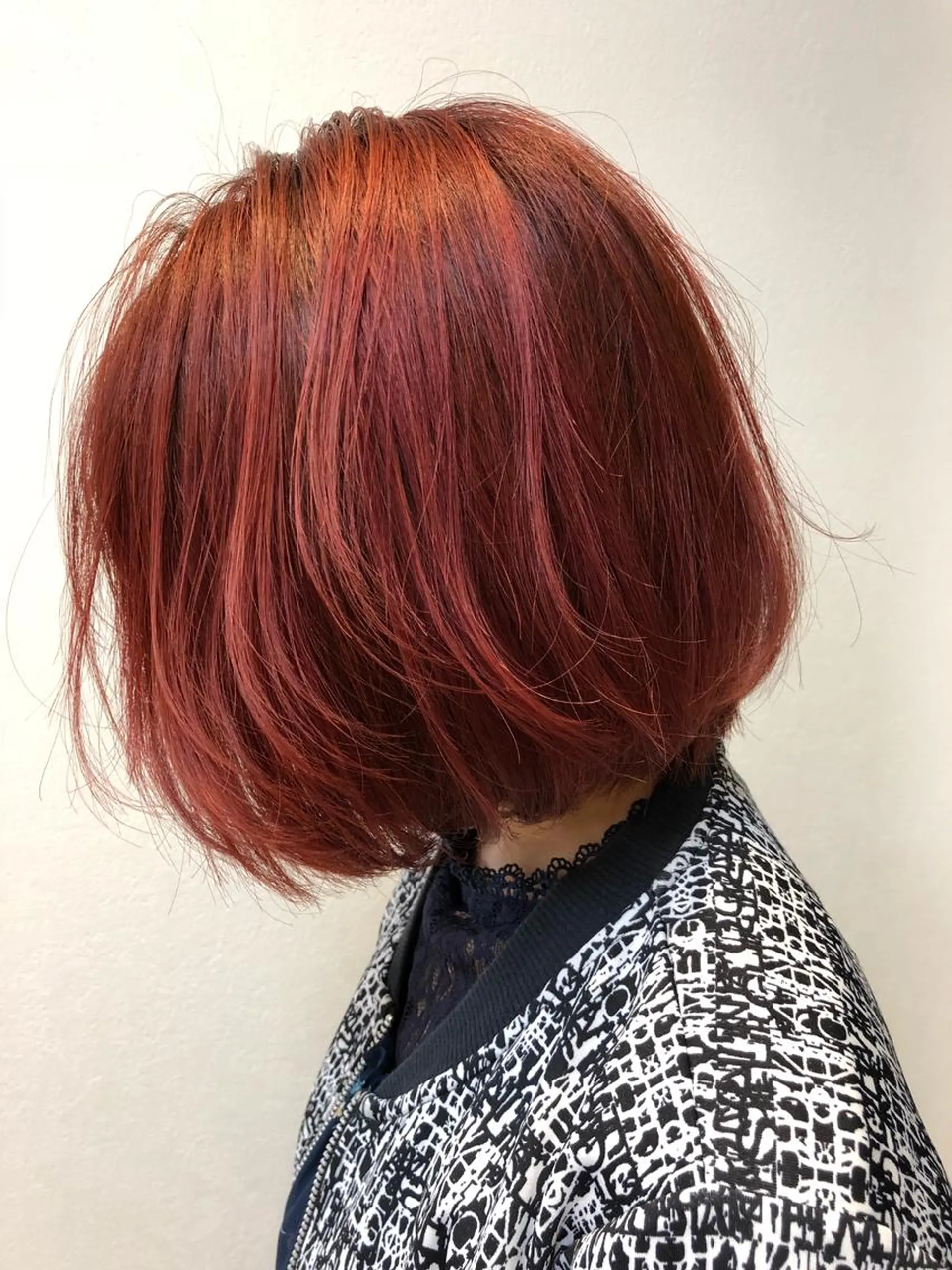 ショート カラー 似合わせ レイヤー須川のヘアスタイル