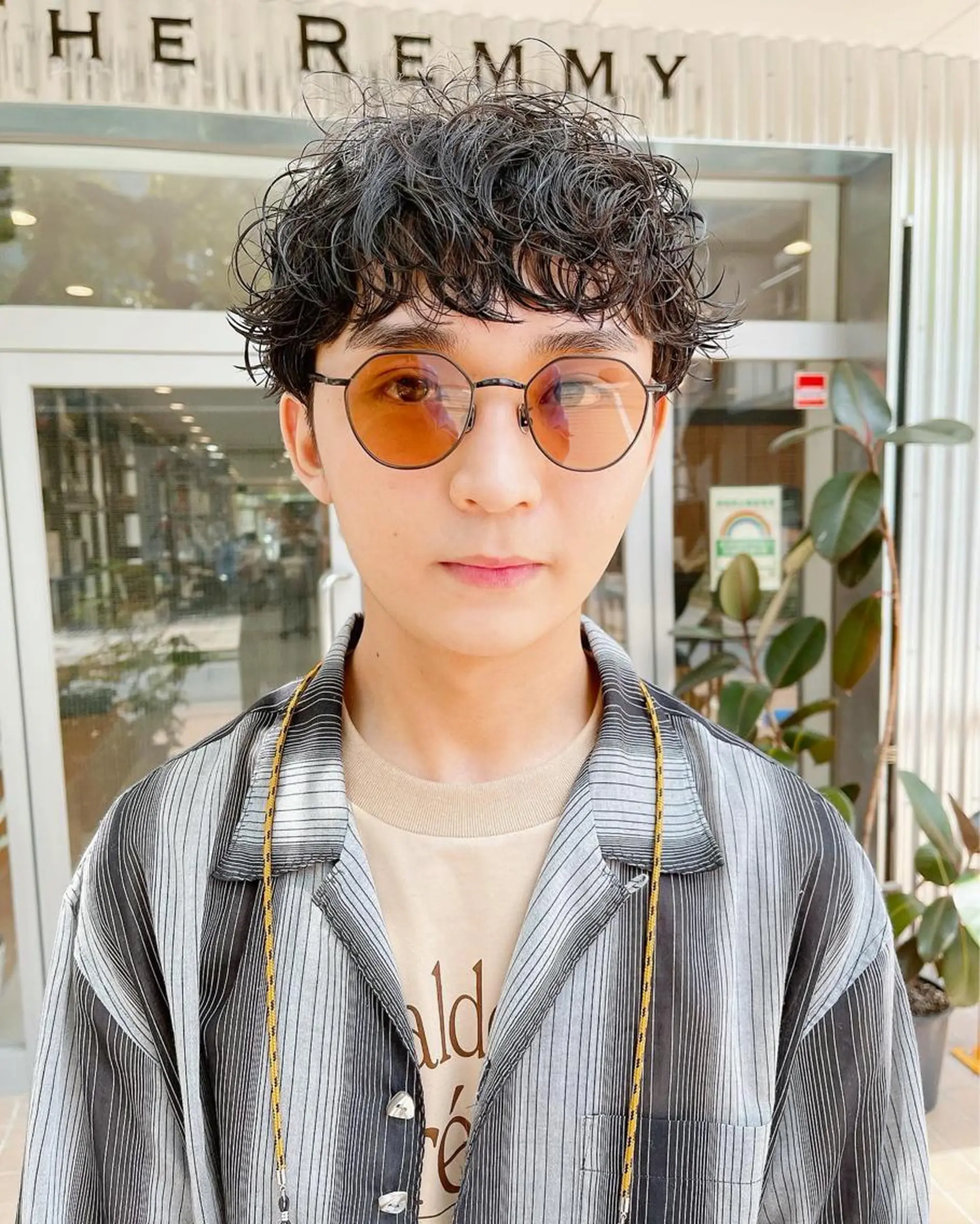 ショート パーマ メンズ マッシュ メンズパーマ ショートヘア カット ヘアカラー パーマ 縮毛矯正 トリートメント メンズパーマ タカキリョウのヘアスタイル