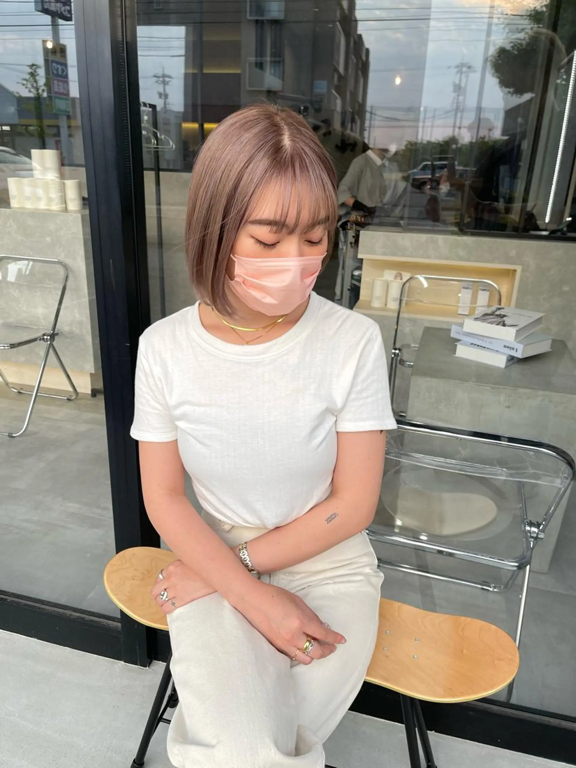 ミディアム カラー カット ヘアカラー トリートメント 一ノ瀬 暁のヘアスタイル