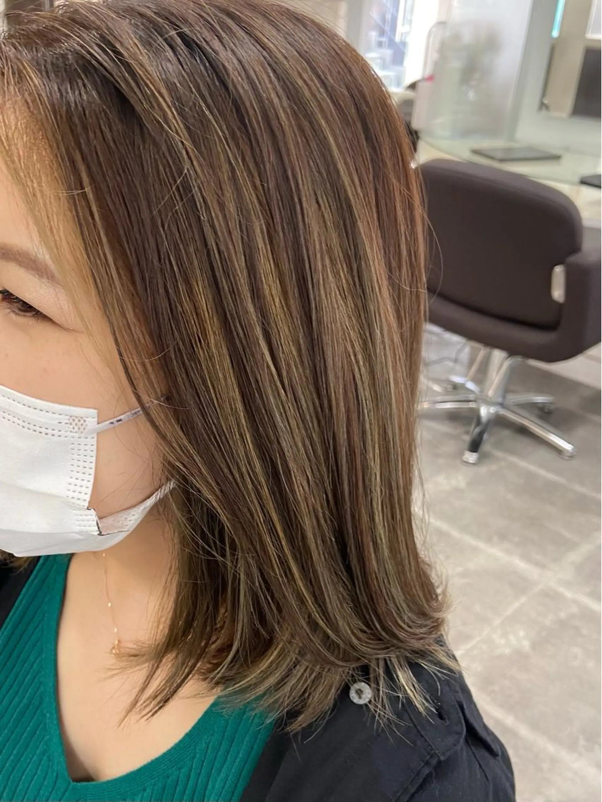 ミディアム カラー ヘアアレンジ ハイライトカラー ハイライト ヘッドスパで脳を 整える✨chacoのヘアスタイル