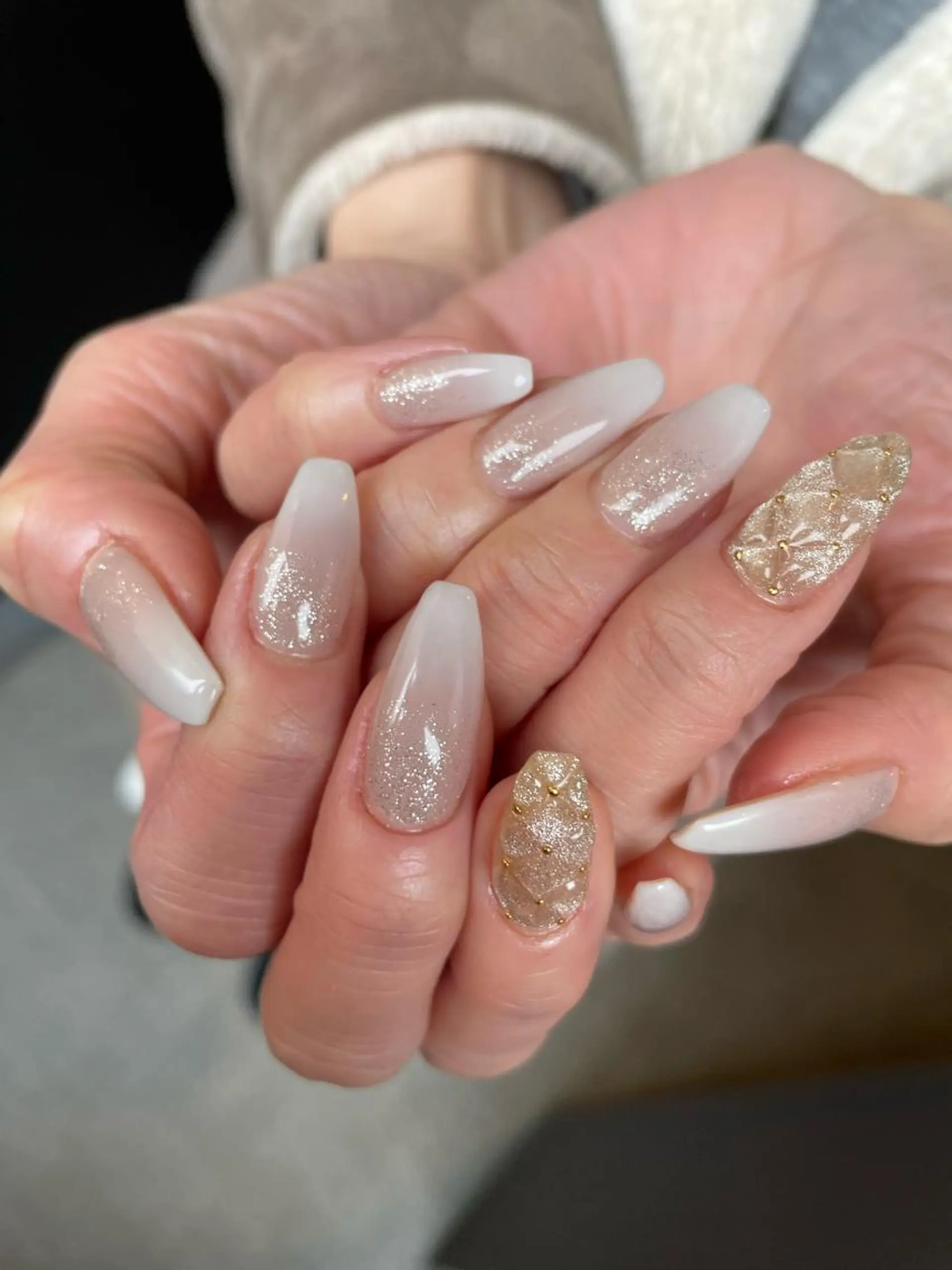 ロング カラー ヘアアレンジ キッズ ネイル マツエク・マツパ アイブロウ 福田 加奈のネイルデザイン