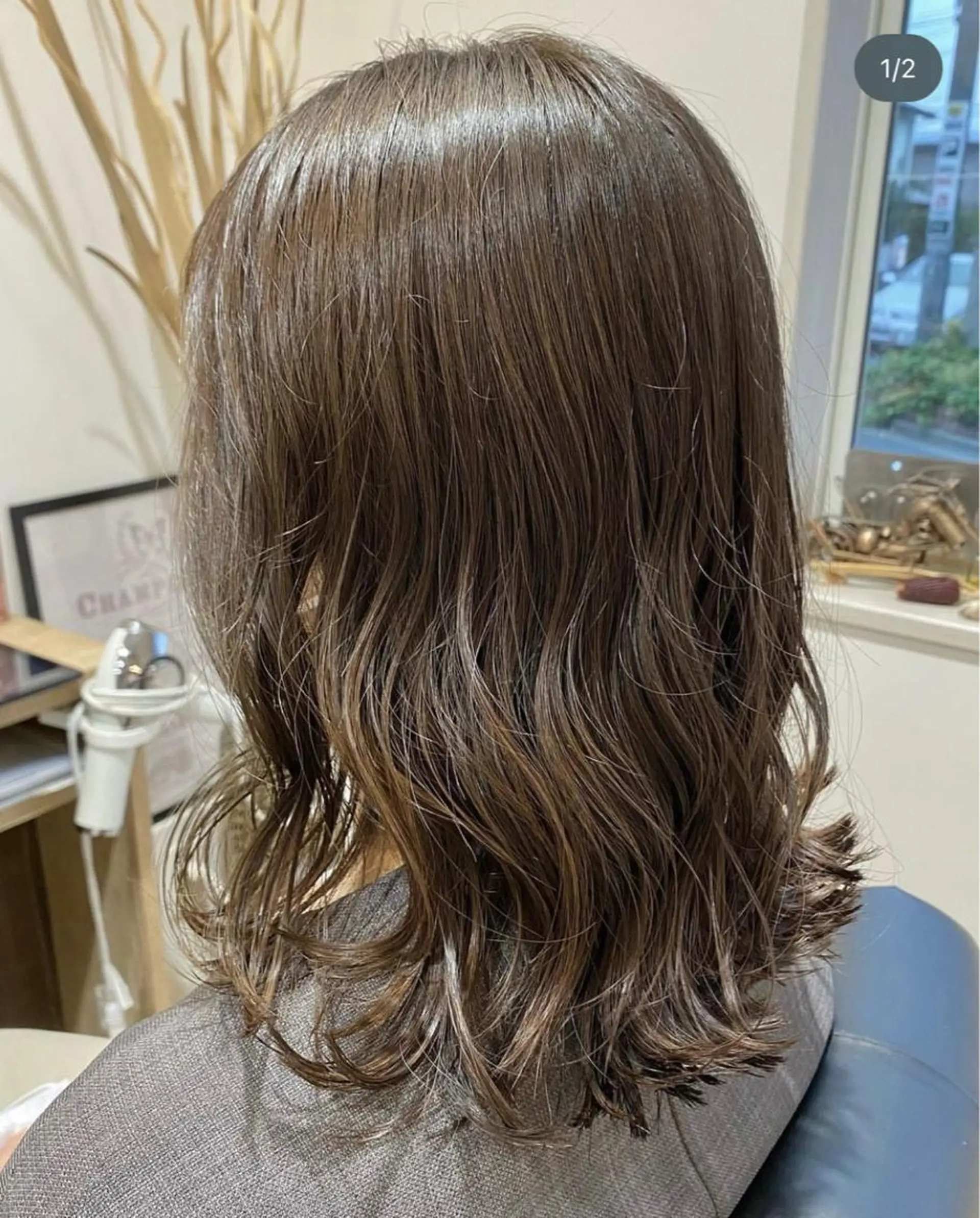 セミロング カラー ヘアカラー トリートメント mae shiiharaのヘアスタイル