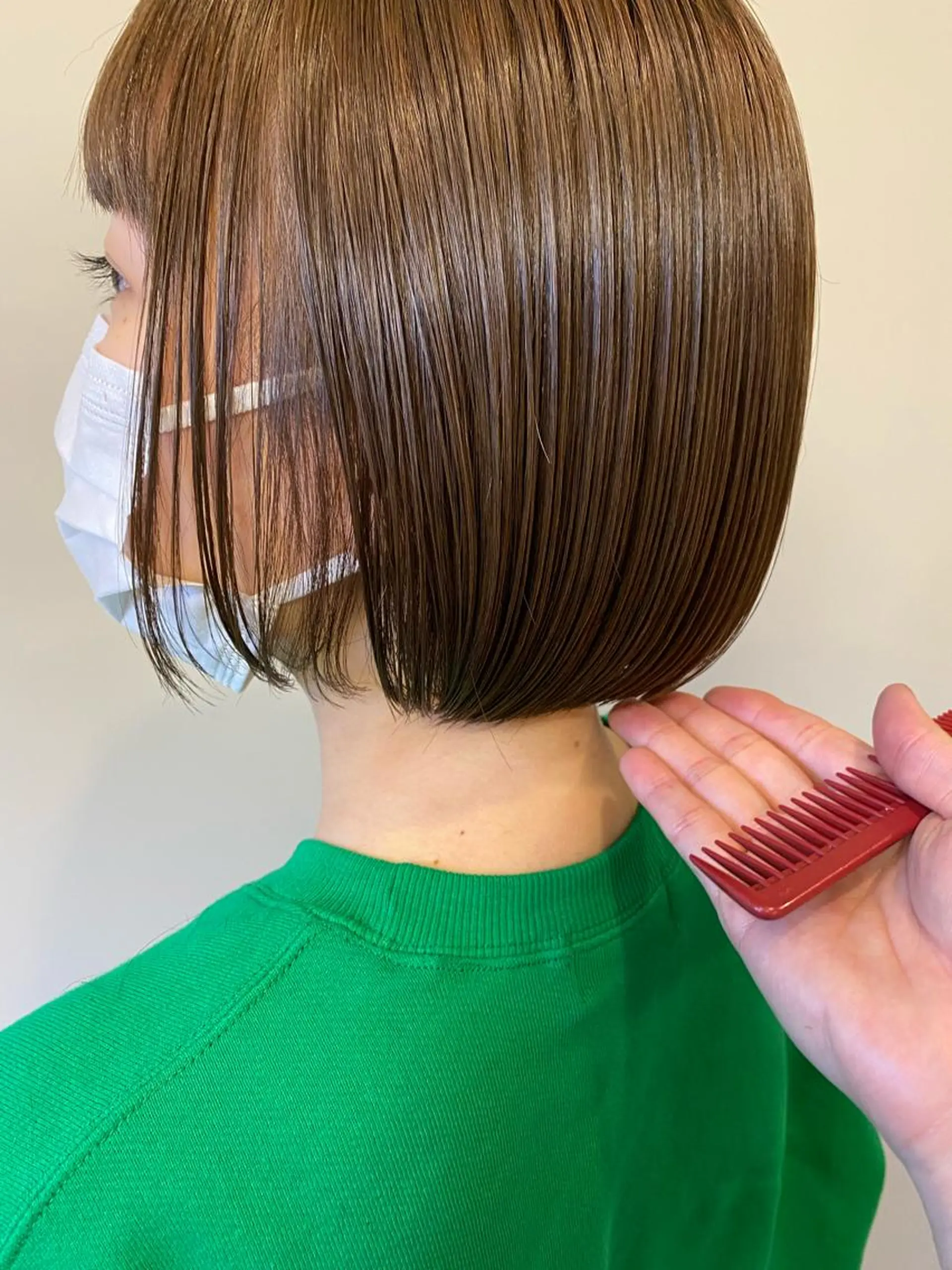 ショート ボブ レイヤーカットのプロ 大人ヘア宮森貴志のヘアスタイル