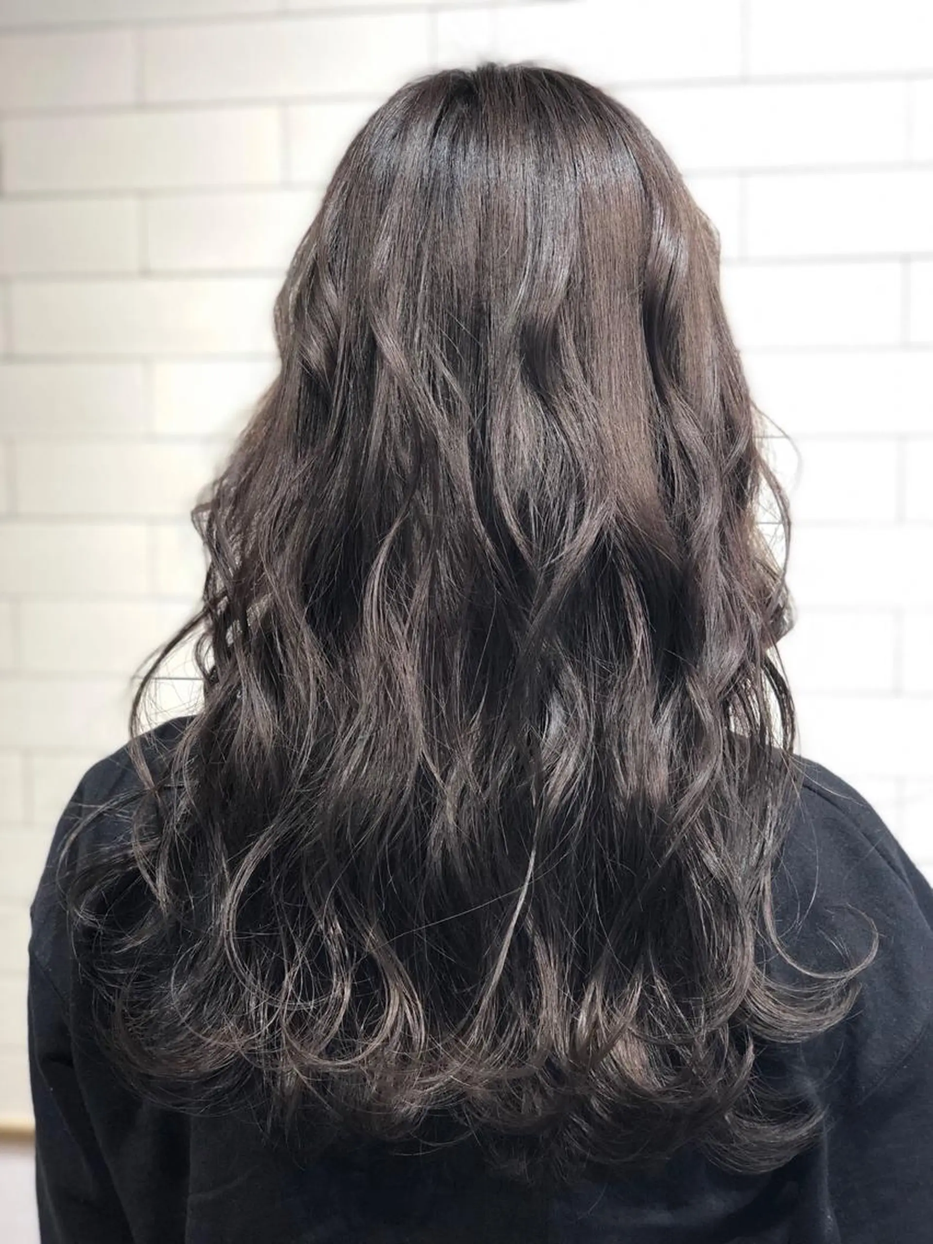 セミロング カラー カット ヘアカラー トリートメント 髪質改善⌇透明感 カラー⌇川上葵のヘアスタイル