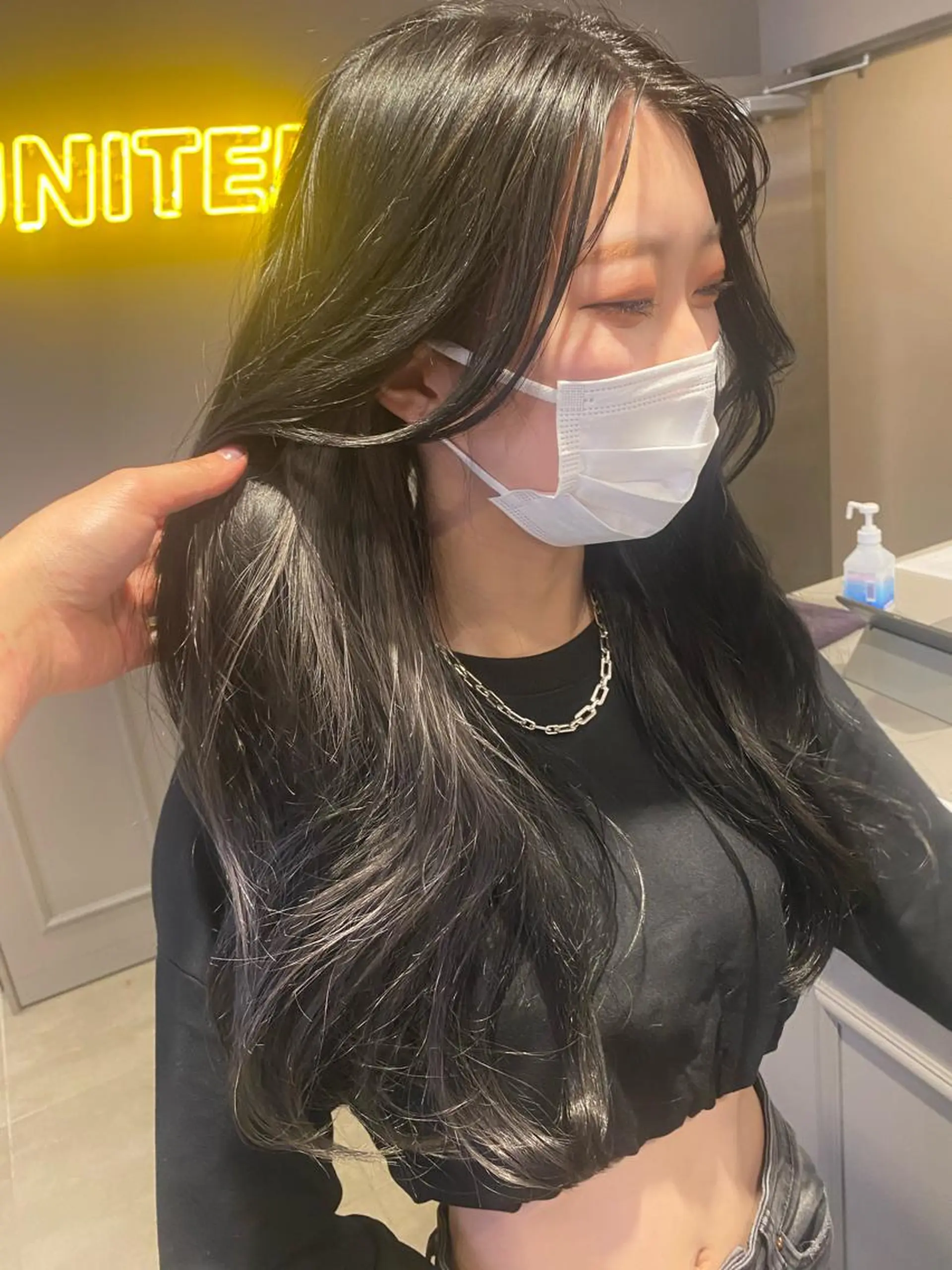 ミディアム カラー パーマ ヘアアレンジ メンズ キッズ ネイル マツエク・マツパ ヘアカラー トリートメント ヘアセット 韓国/トレンド レイヤー【101】のヘアスタイル